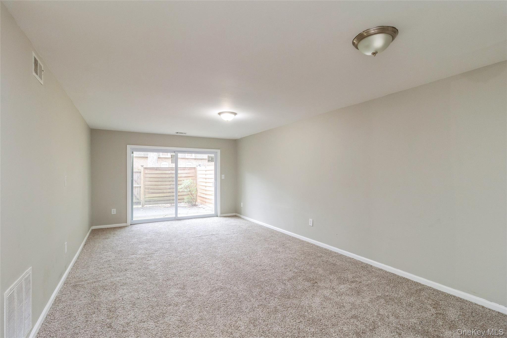 #6 photo, 655 Middle Country Road, Coram , NY 11727