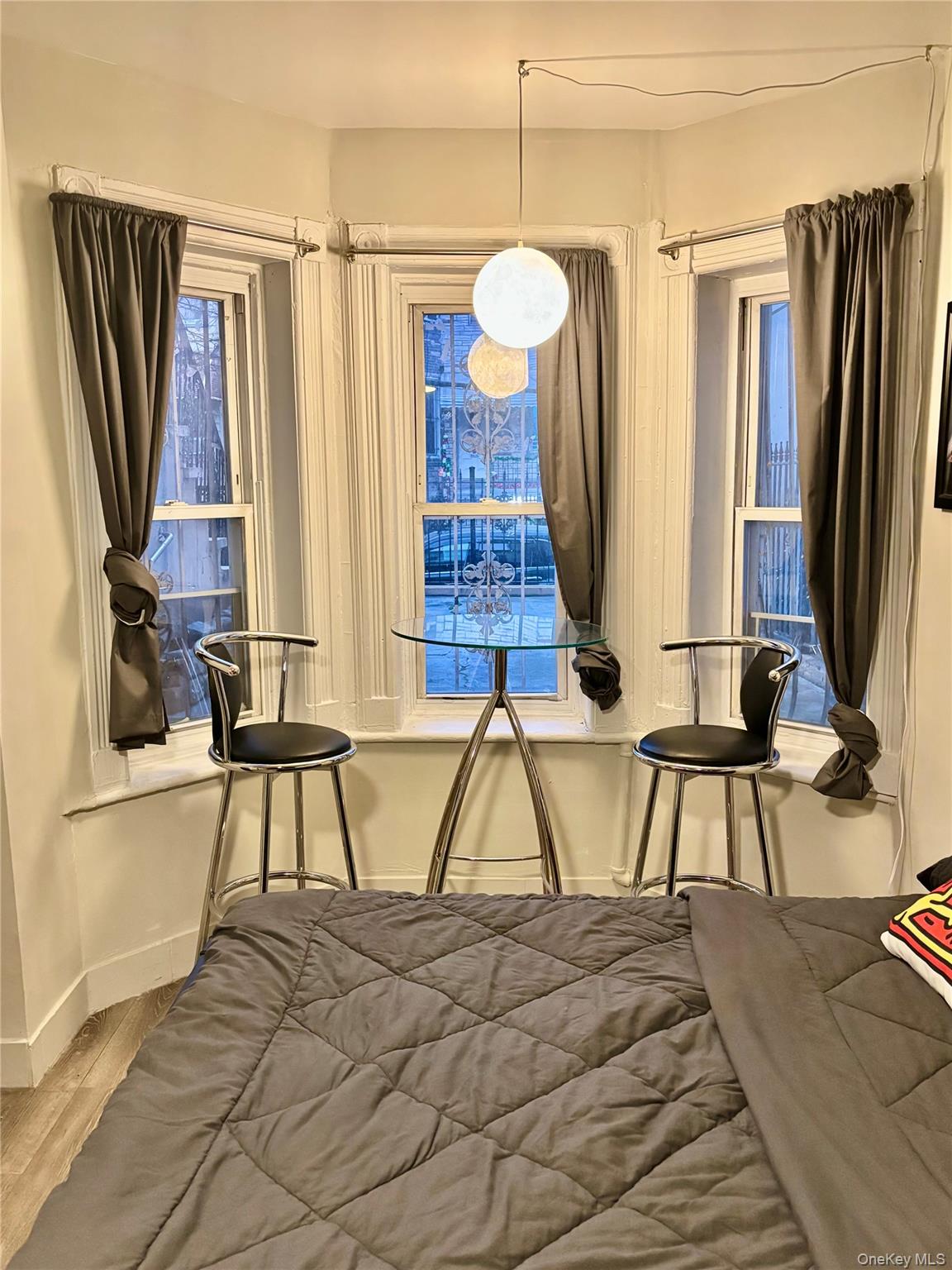 #12 photo, 282 163rd Street, Bronx , NY 10451