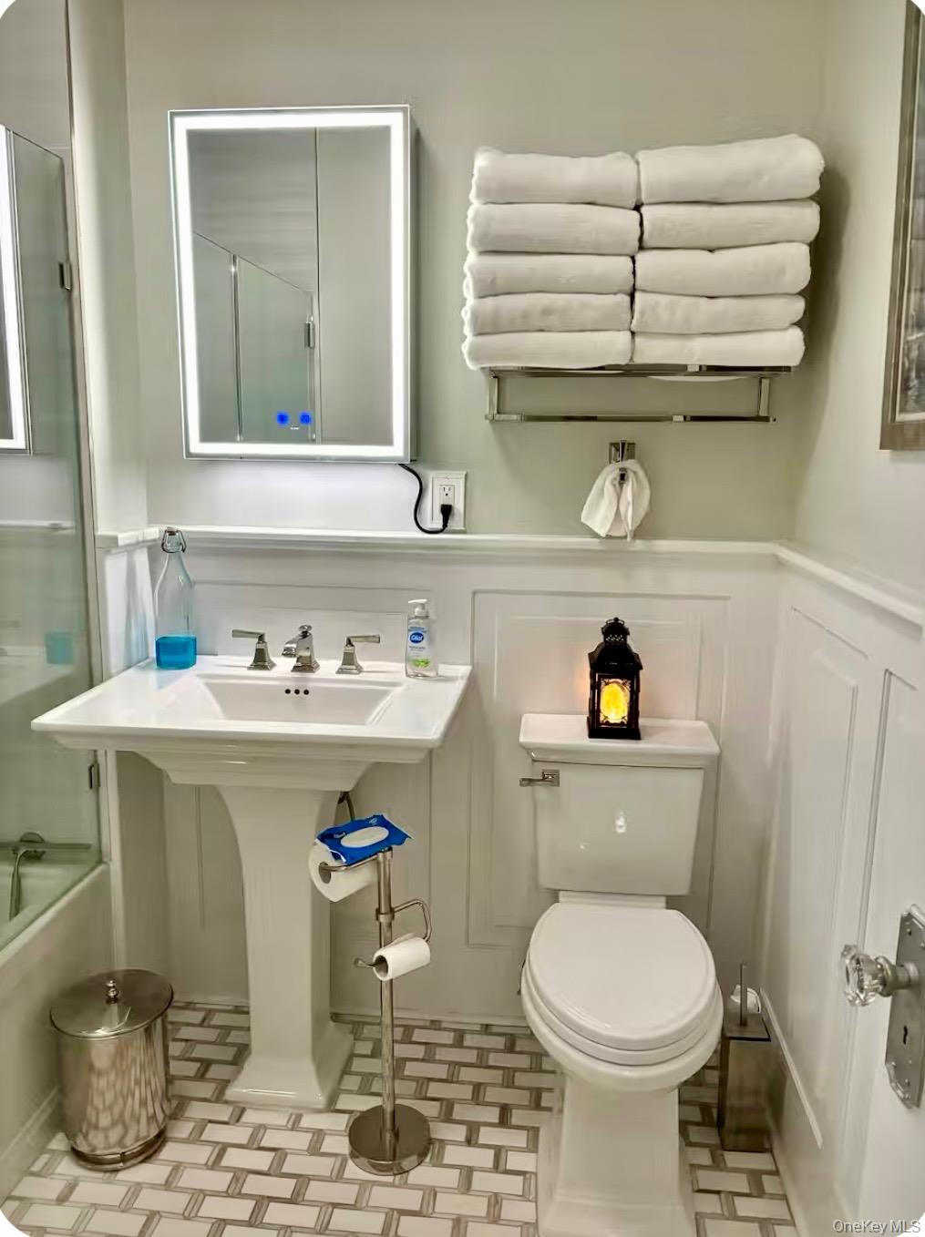 #4 photo, 282 163rd Street, Bronx , NY 10451