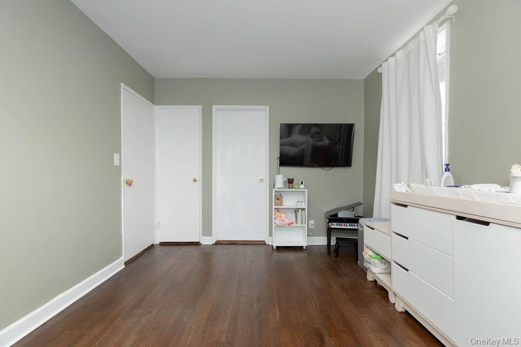 #11 photo, 5 Sadore Lane, Yonkers , NY 10710