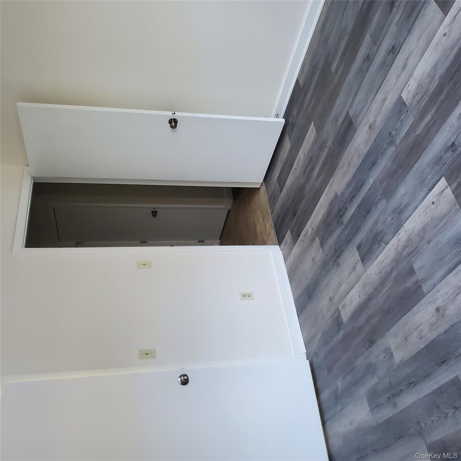 #5 photo, 160-166 West Road Road, Pleasant Valley , NY 12569