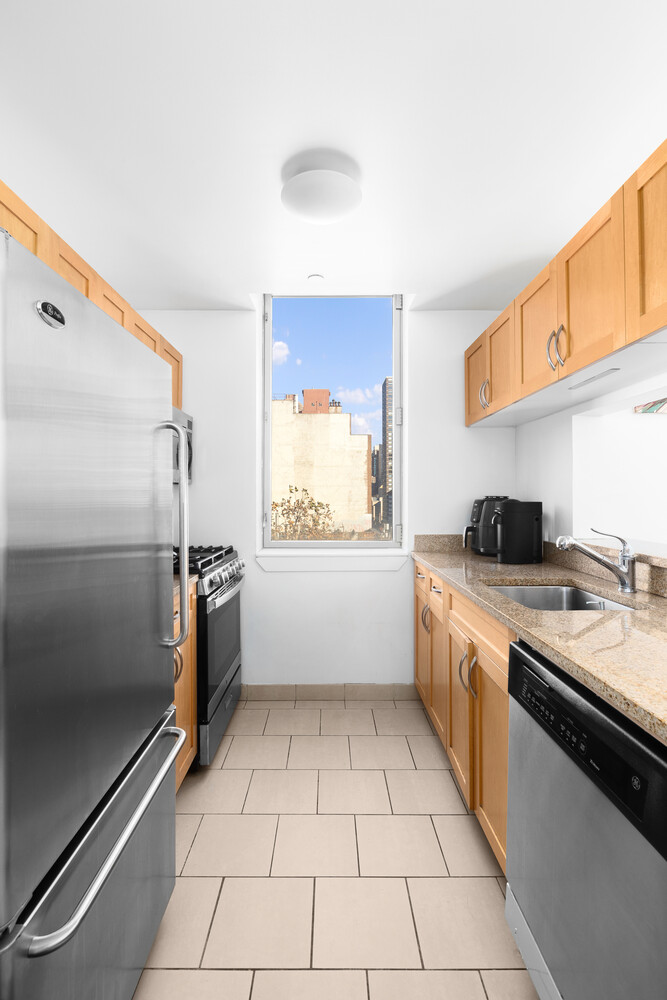 #4 photo, New York City, Kips Bay , NY 10016