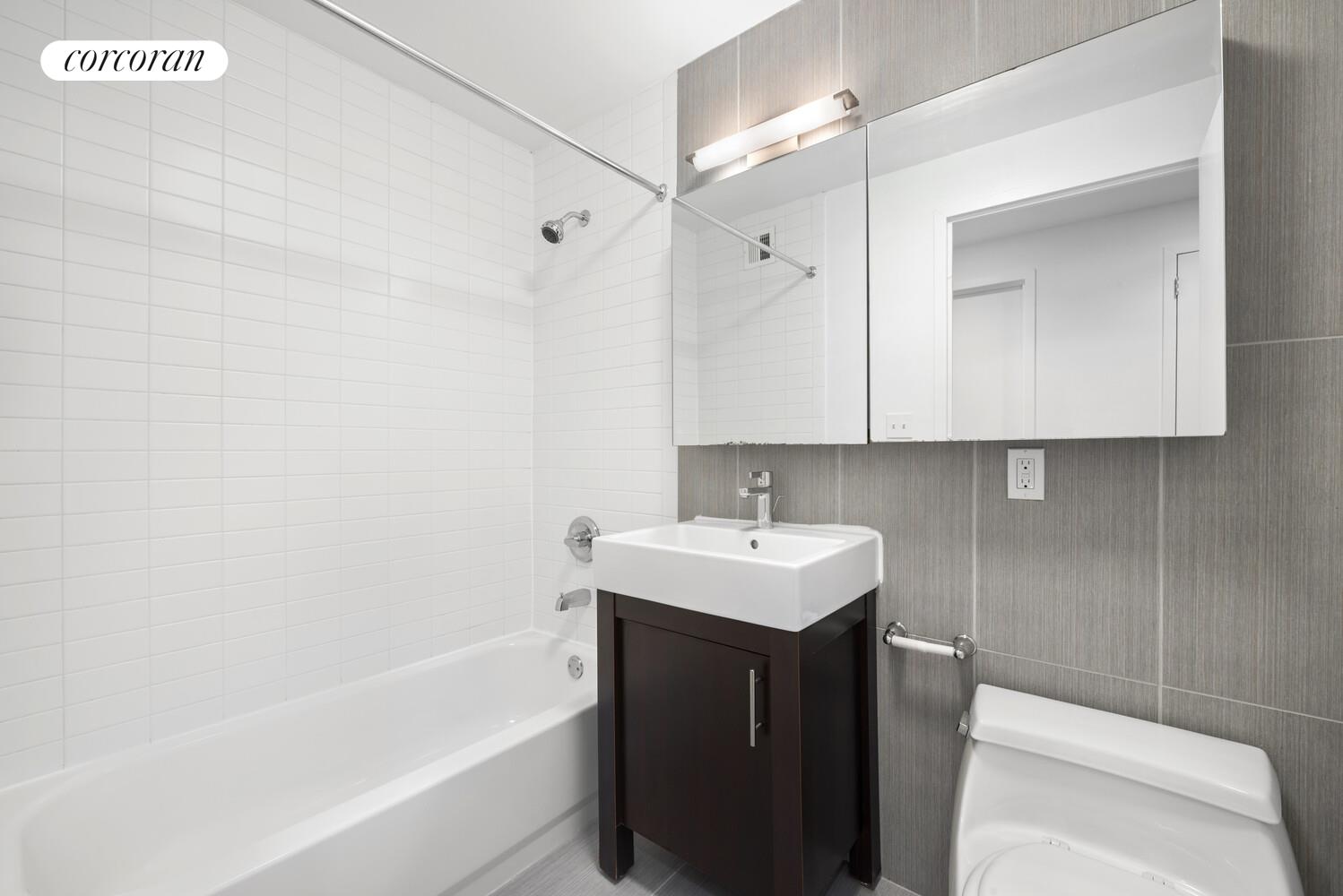 #5 photo, Long Island City, Long Island City , NY 11101