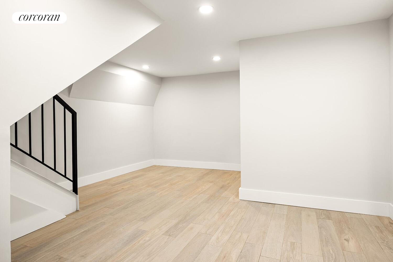 #5 photo, Brooklyn, Bedford-Stuyvesant , NY 11221