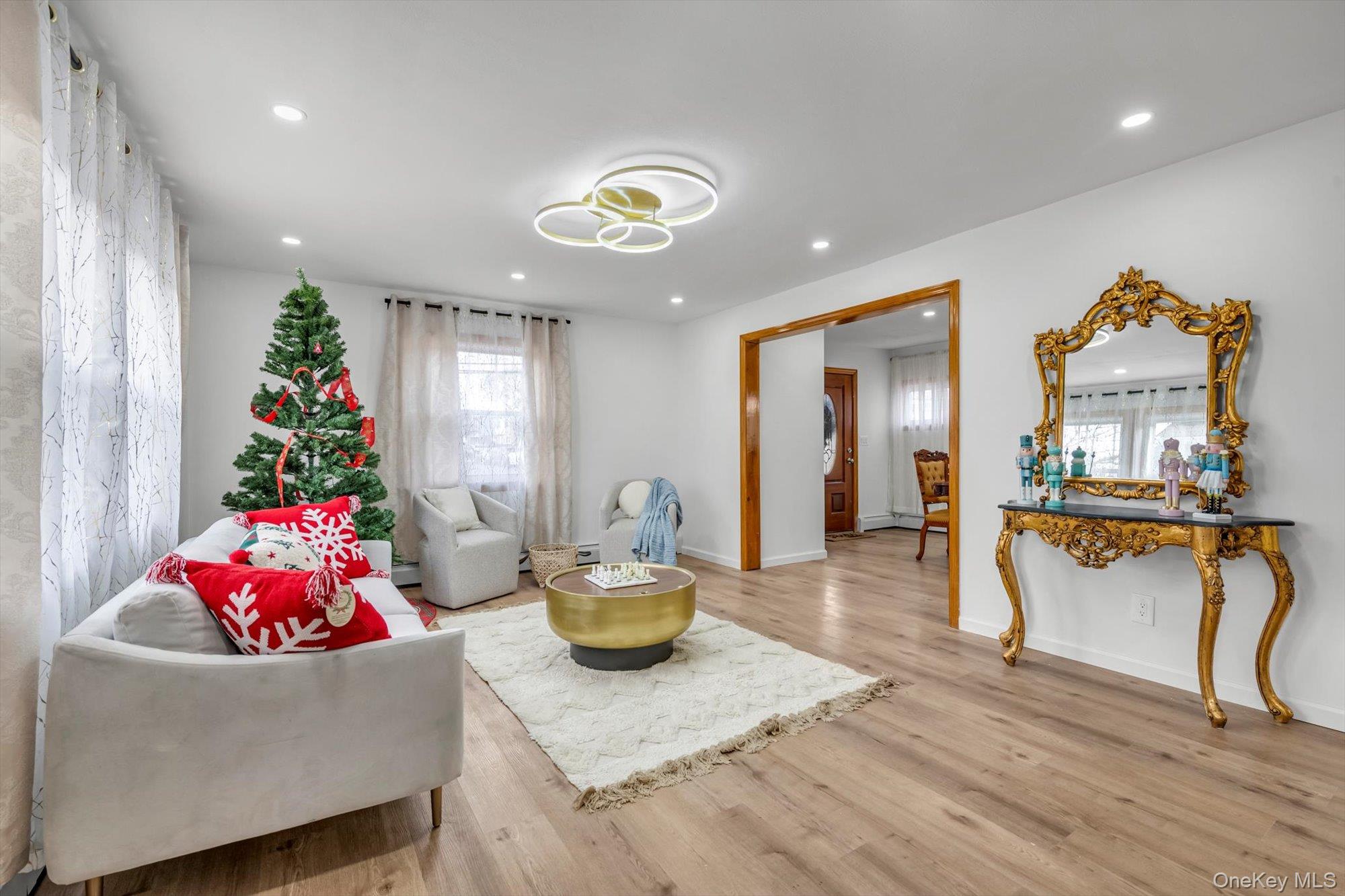 #4 photo, 2114 Prospect Avenue, East Meadow , NY 11554