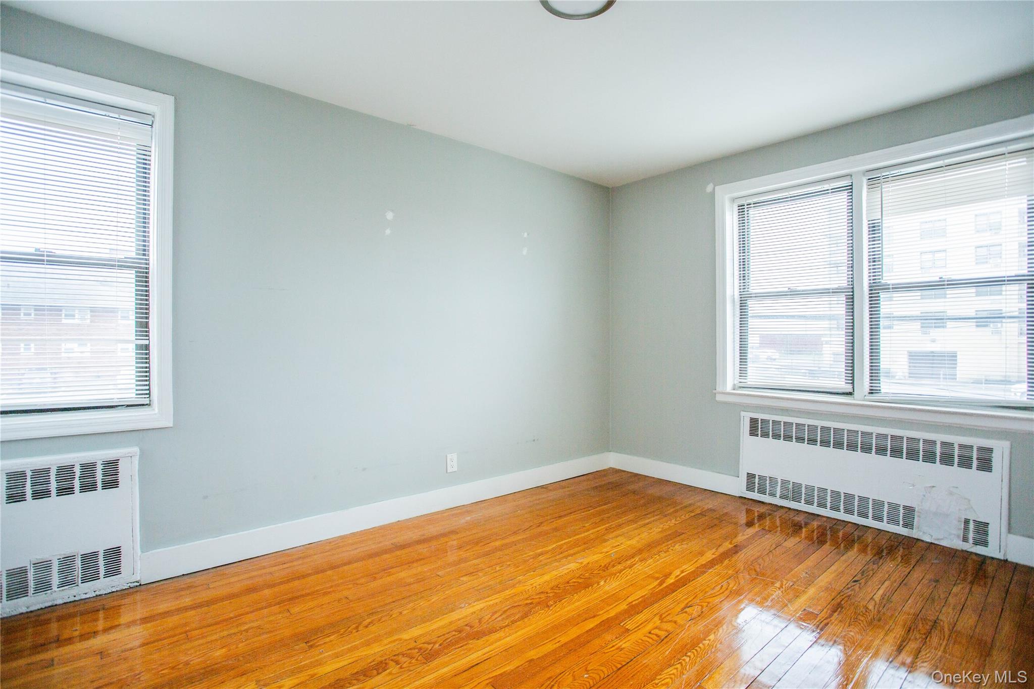 #15 photo, 302 E Broadway, Long Beach , NY 11561