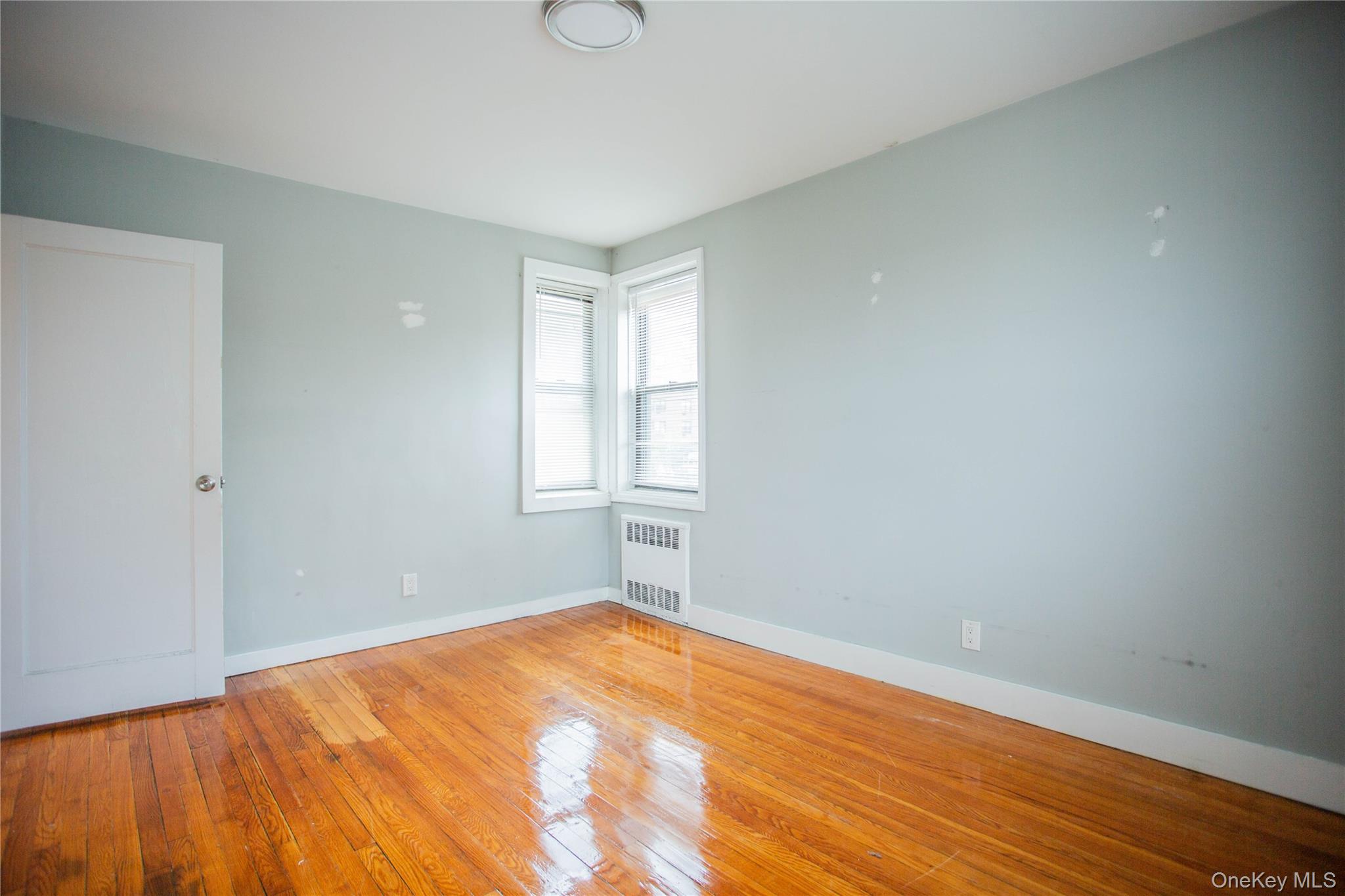 #16 photo, 302 E Broadway, Long Beach , NY 11561