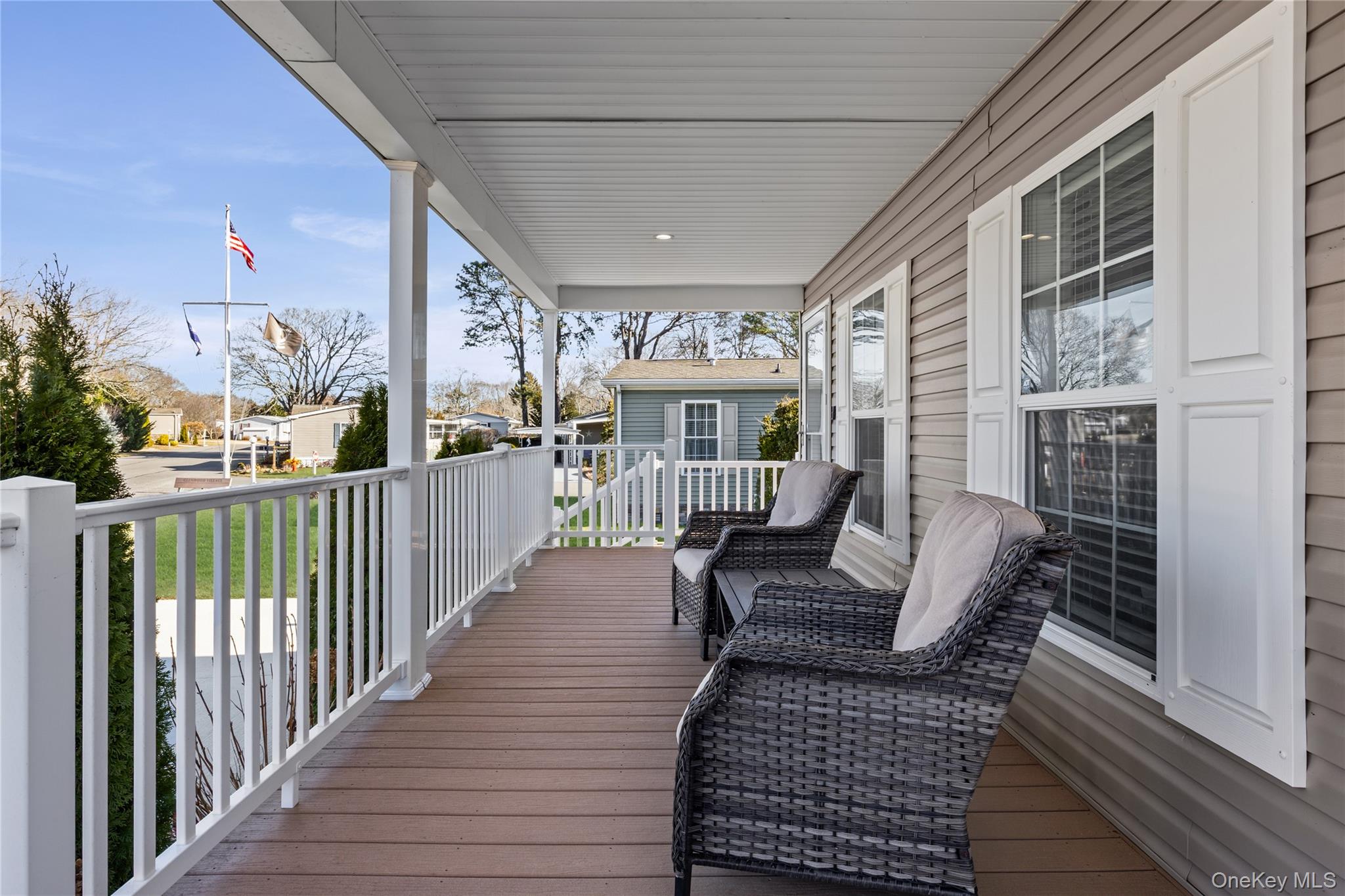 #18 photo, 1661 Old Country Road, Riverhead , NY 11901