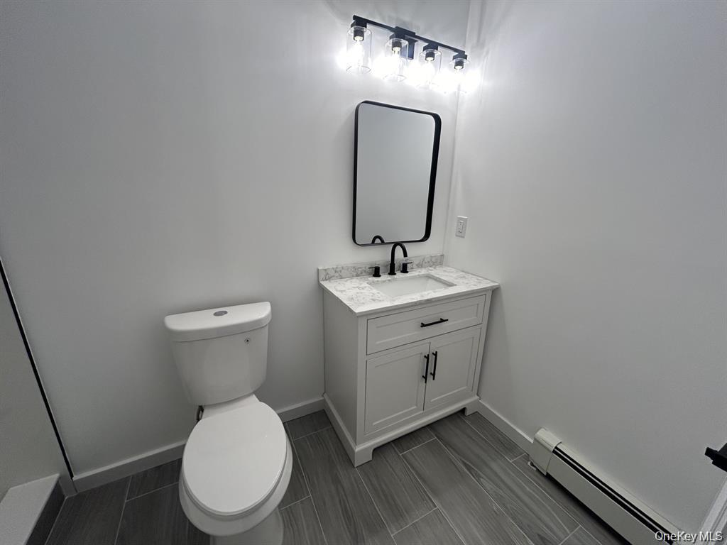 #11 photo, 5 Norfolk Court, Coram , NY 11727