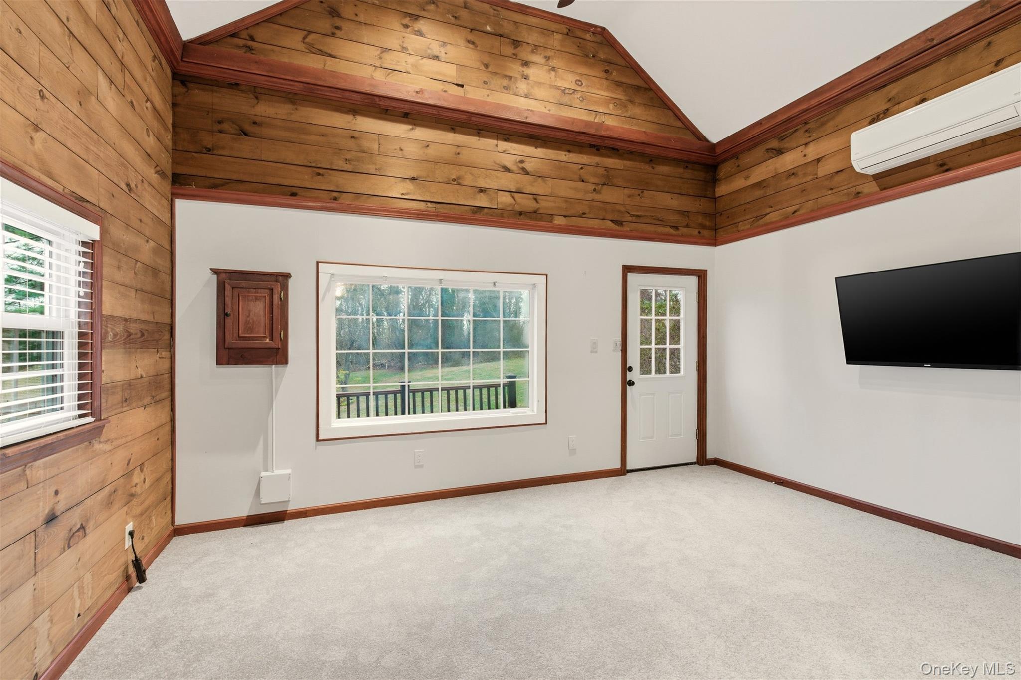 #18 photo, 327 W Neck Road, Lloyd Harbor , NY 11743