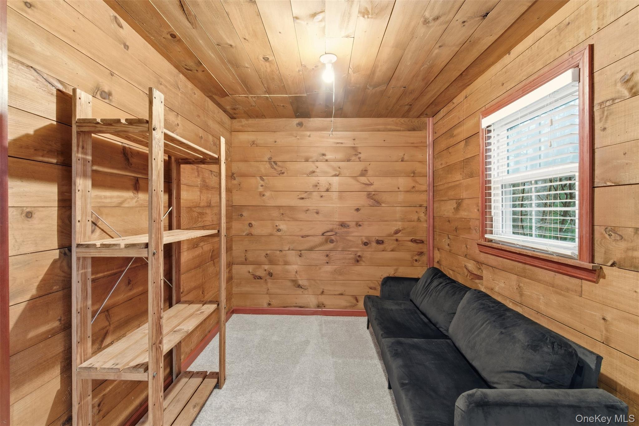 #19 photo, 327 W Neck Road, Lloyd Harbor , NY 11743