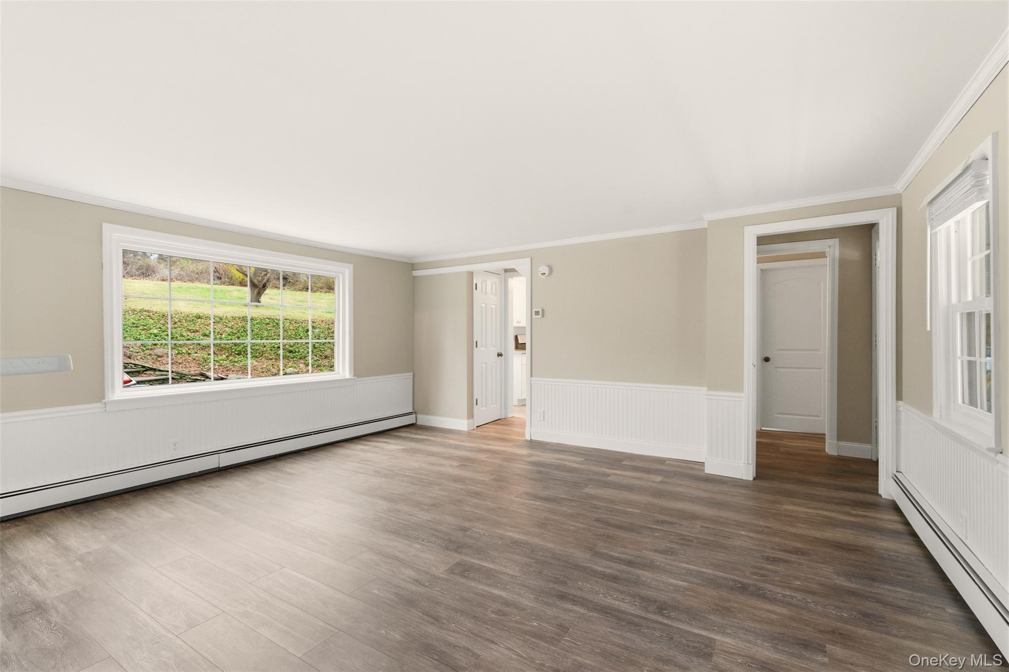 #4 photo, 327 W Neck Road, Lloyd Harbor , NY 11743