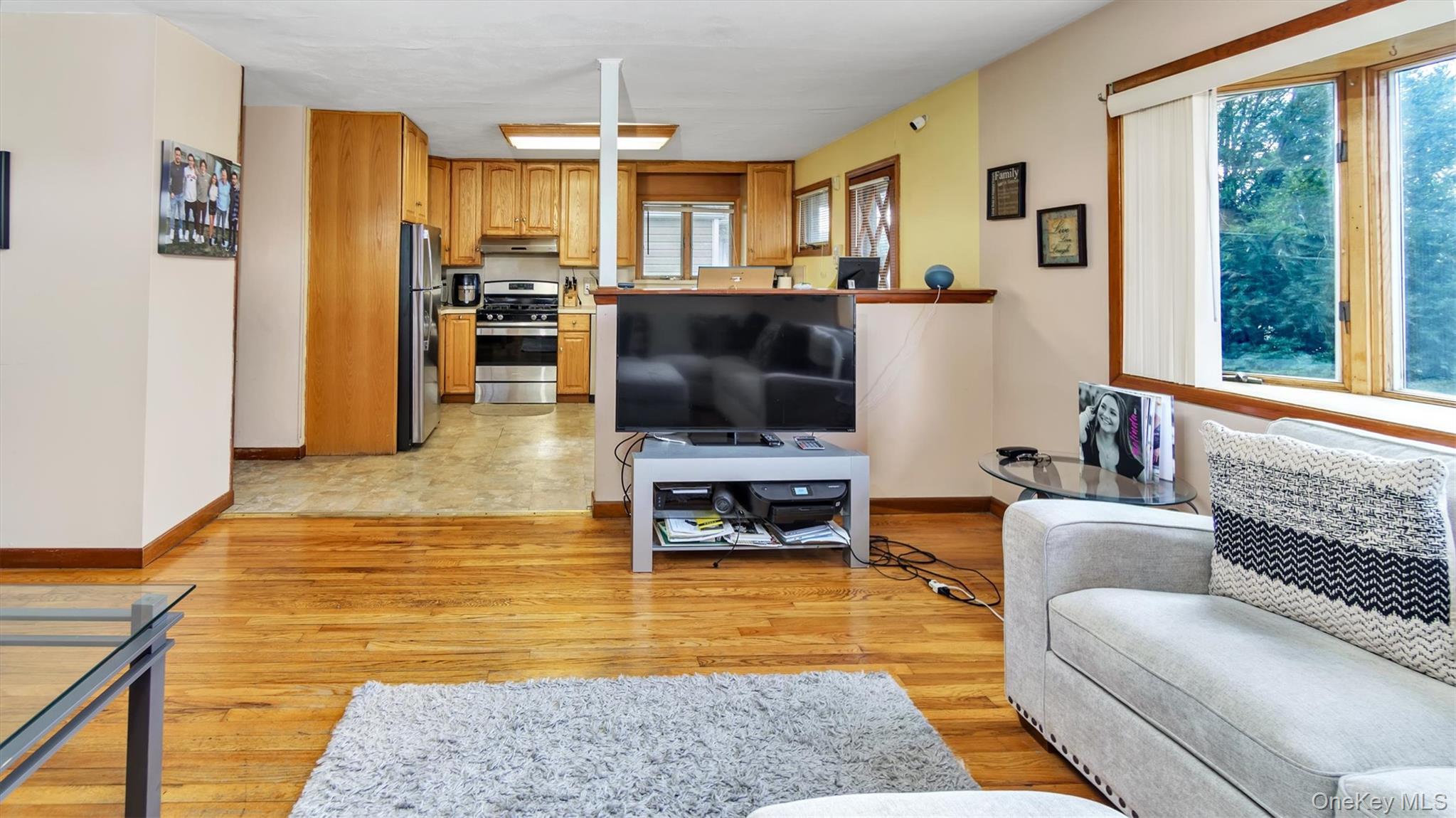 #13 photo, 19 7th Street, Bayville , NY 11709