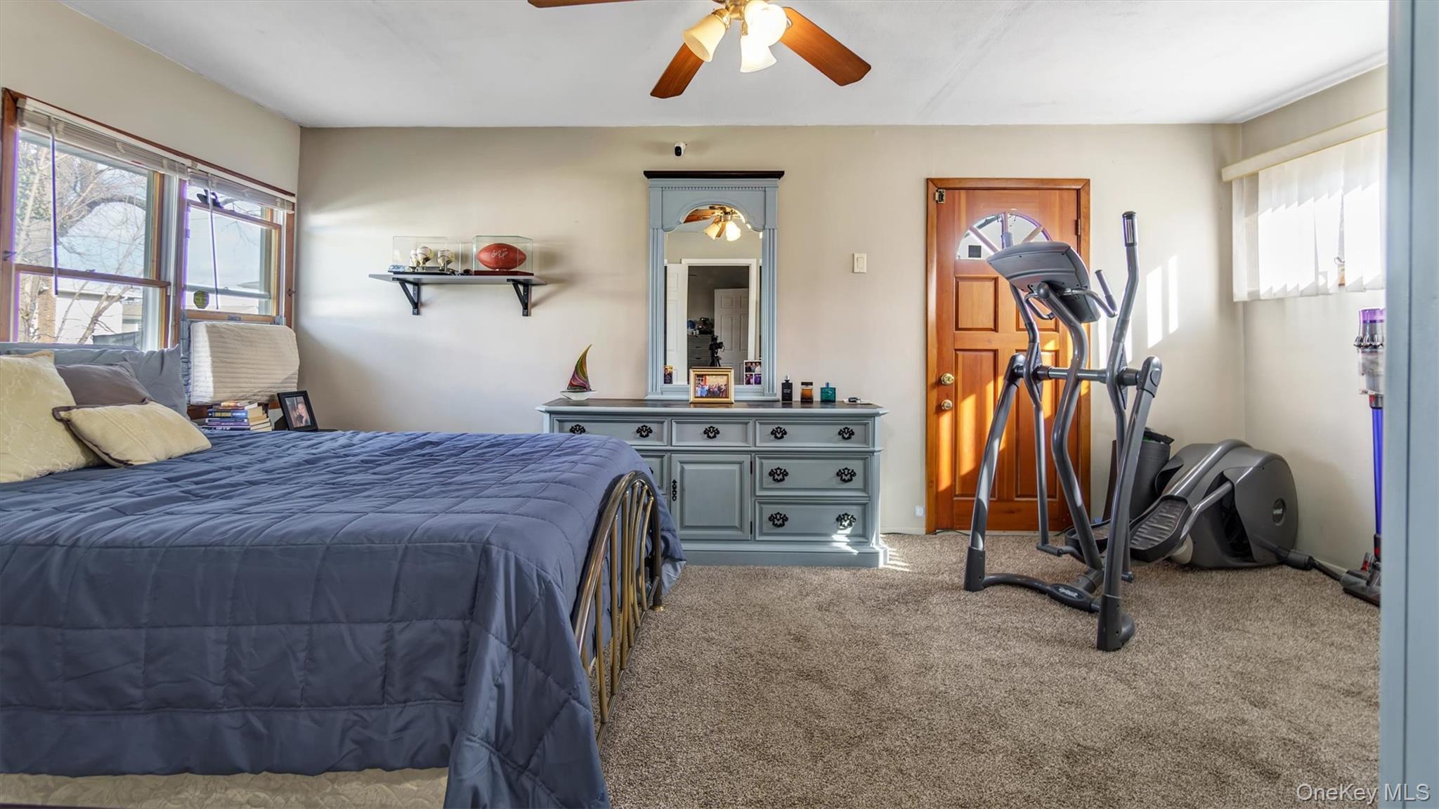 #18 photo, 19 7th Street, Bayville , NY 11709