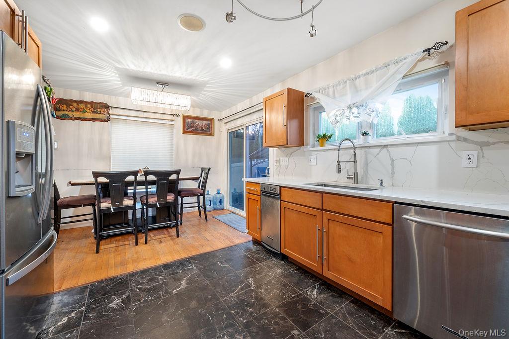 #12 photo, 96 5th Avenue, Holtsville , NY 11742