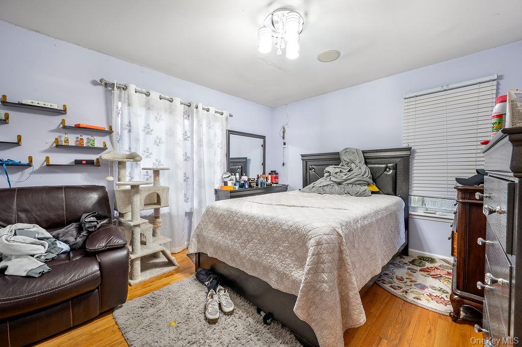 #13 photo, 96 5th Avenue, Holtsville , NY 11742