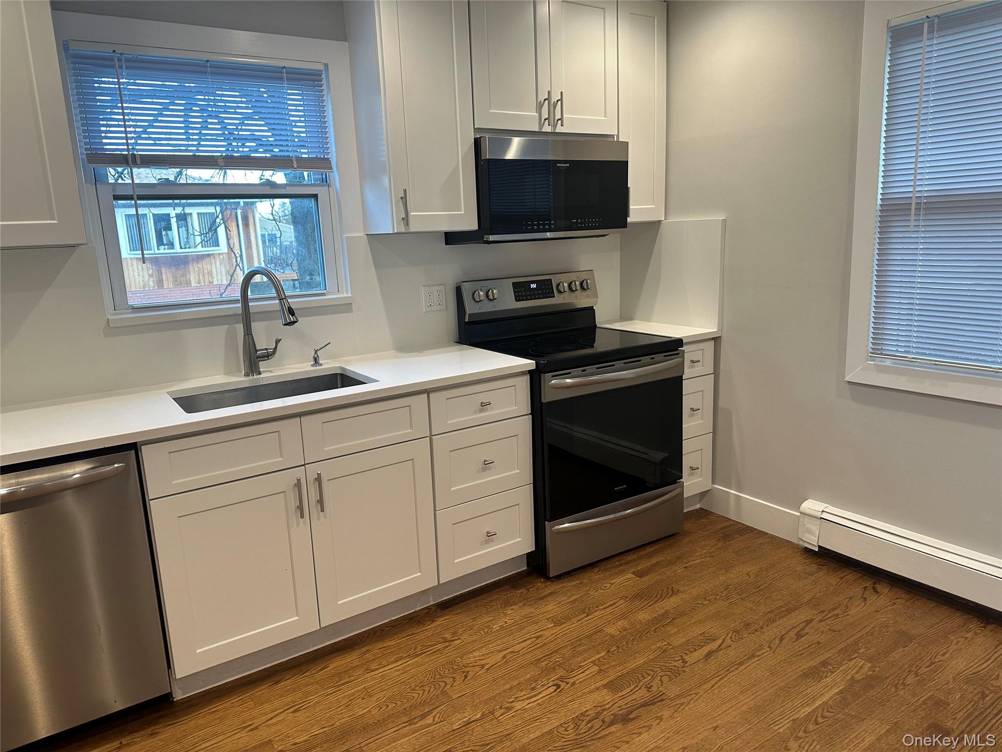 #4 photo, 219 Manorhaven Boulevard, Port Washington , NY 11050