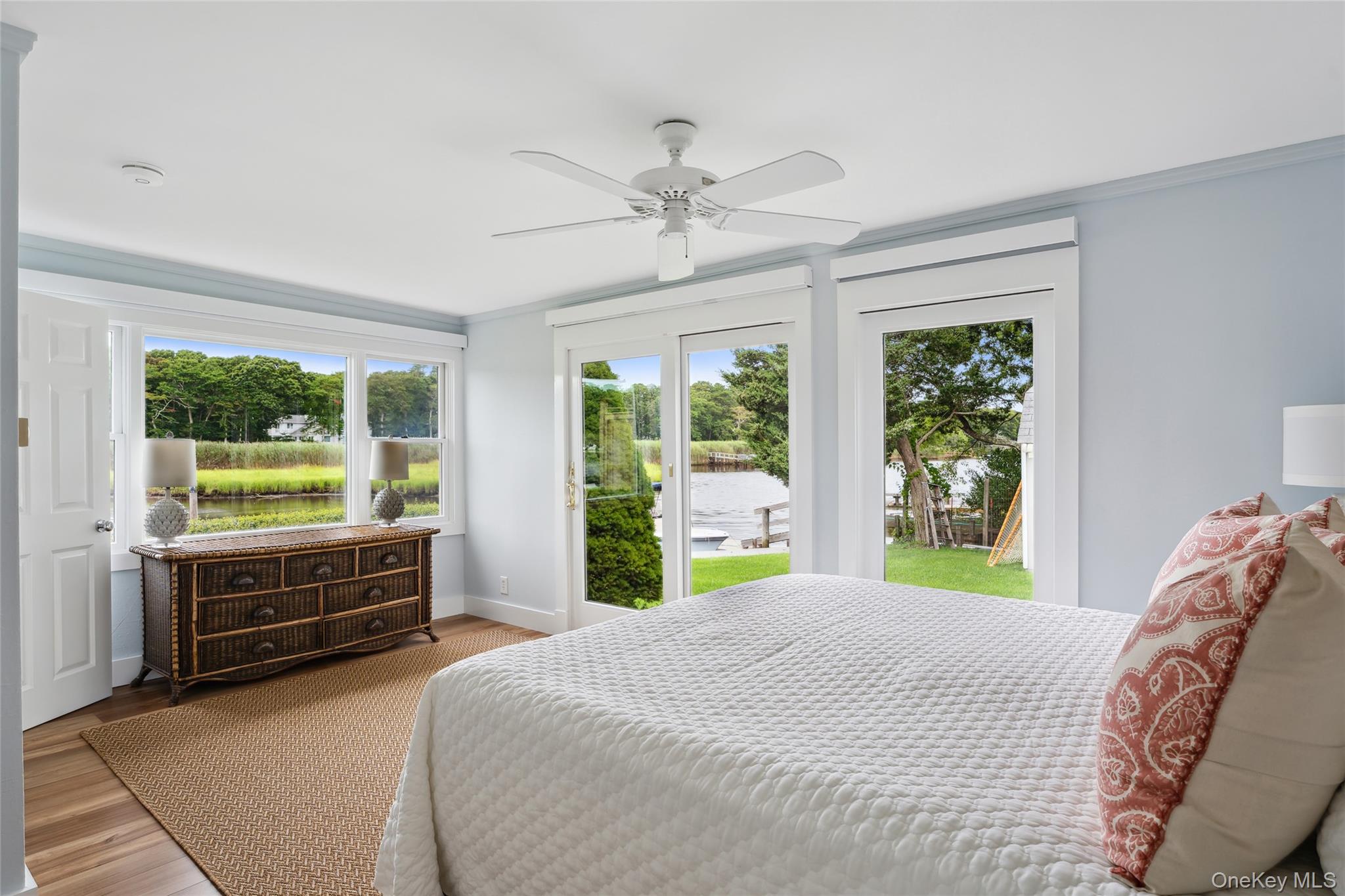 #10 photo, 19 Bishop Avenue, Westhampton , NY 11977