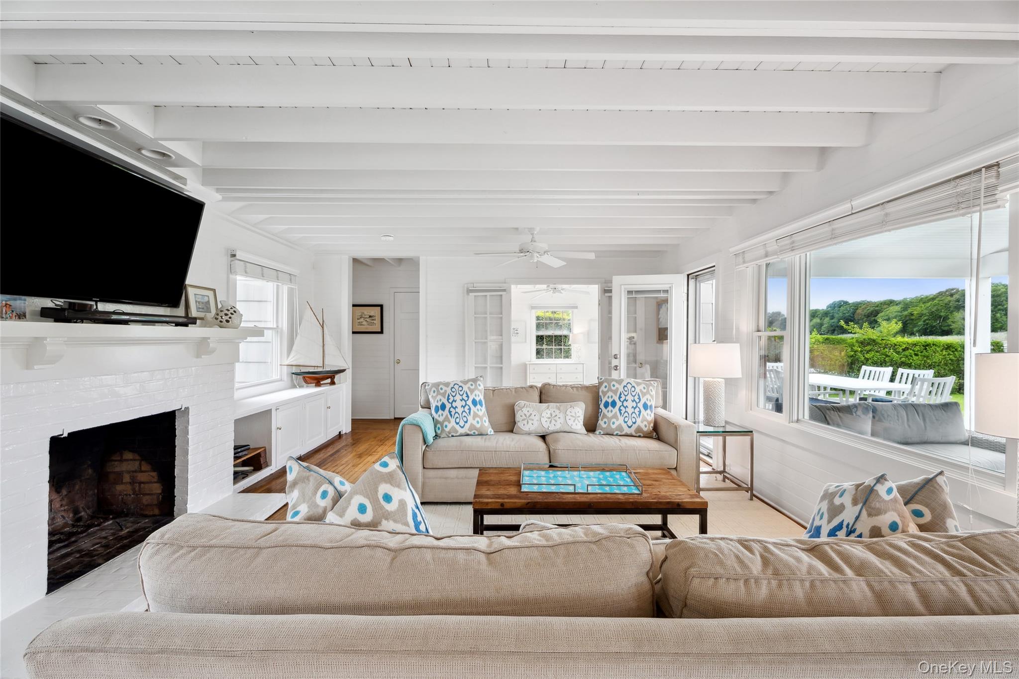 #3 photo, 19 Bishop Avenue, Westhampton , NY 11977