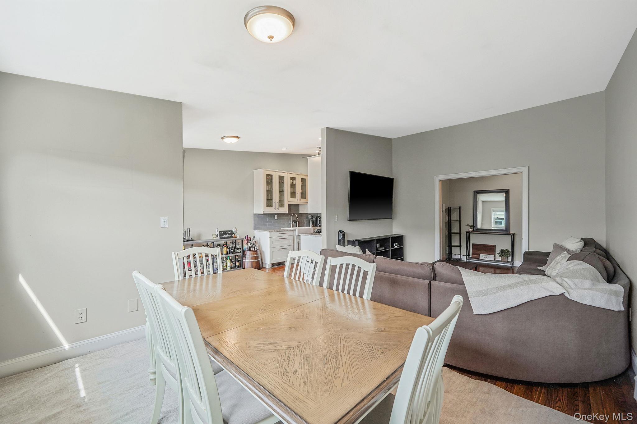 #11 photo, 22 Ivy Street, Farmingdale , NY 11735