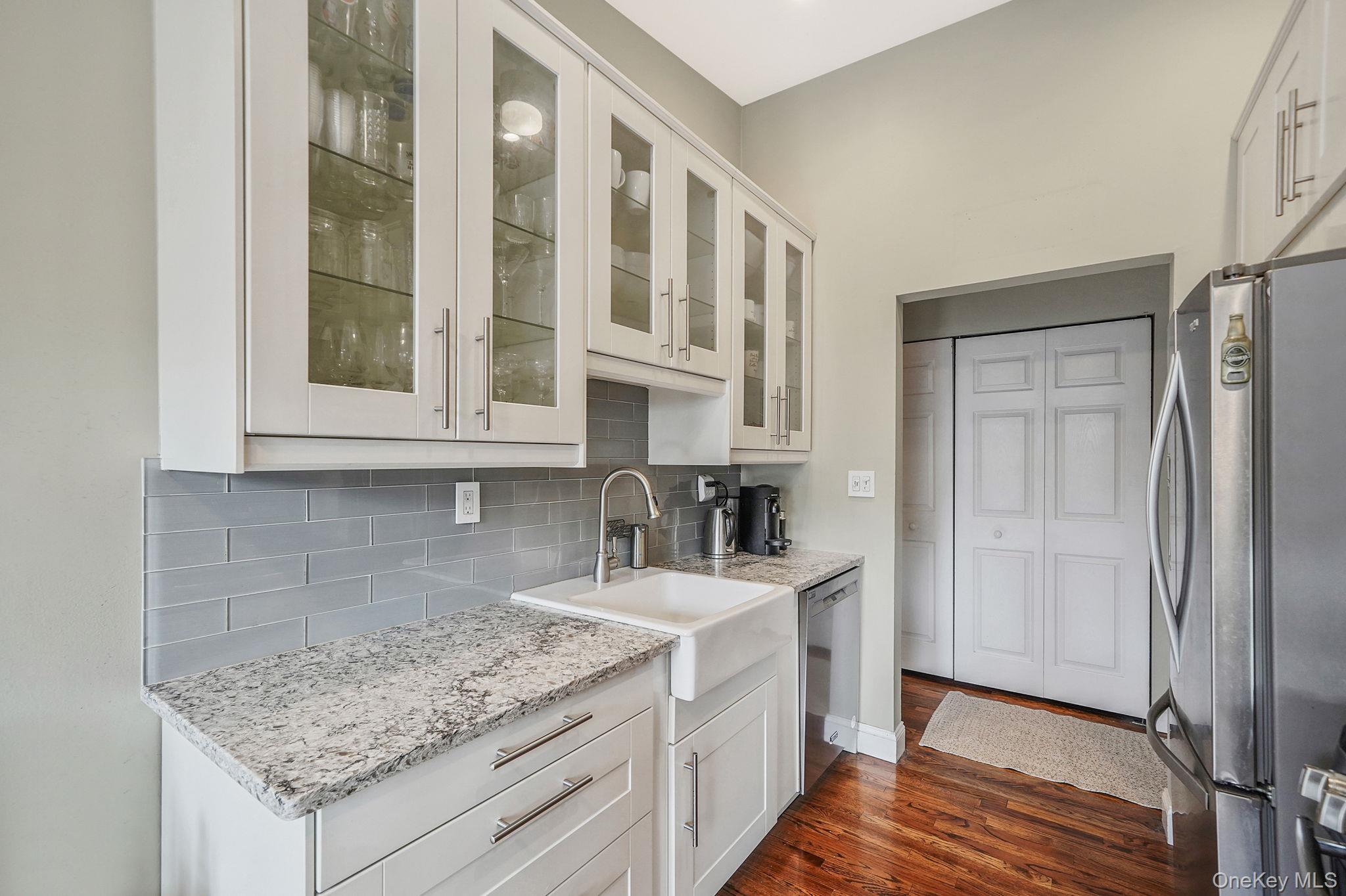 #15 photo, 22 Ivy Street, Farmingdale , NY 11735