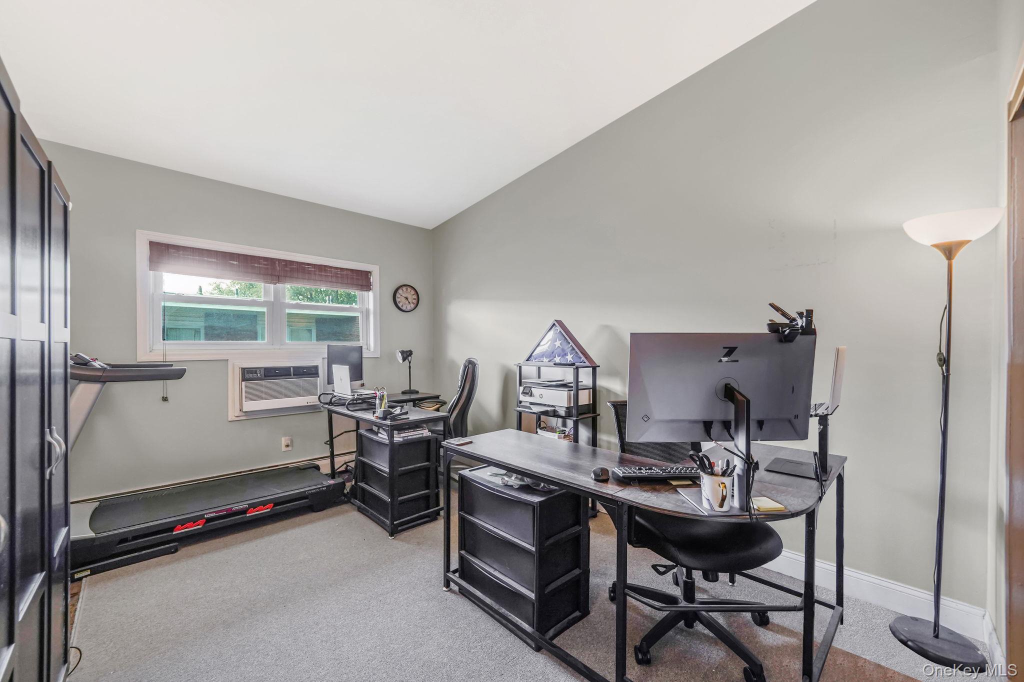 #17 photo, 22 Ivy Street, Farmingdale , NY 11735