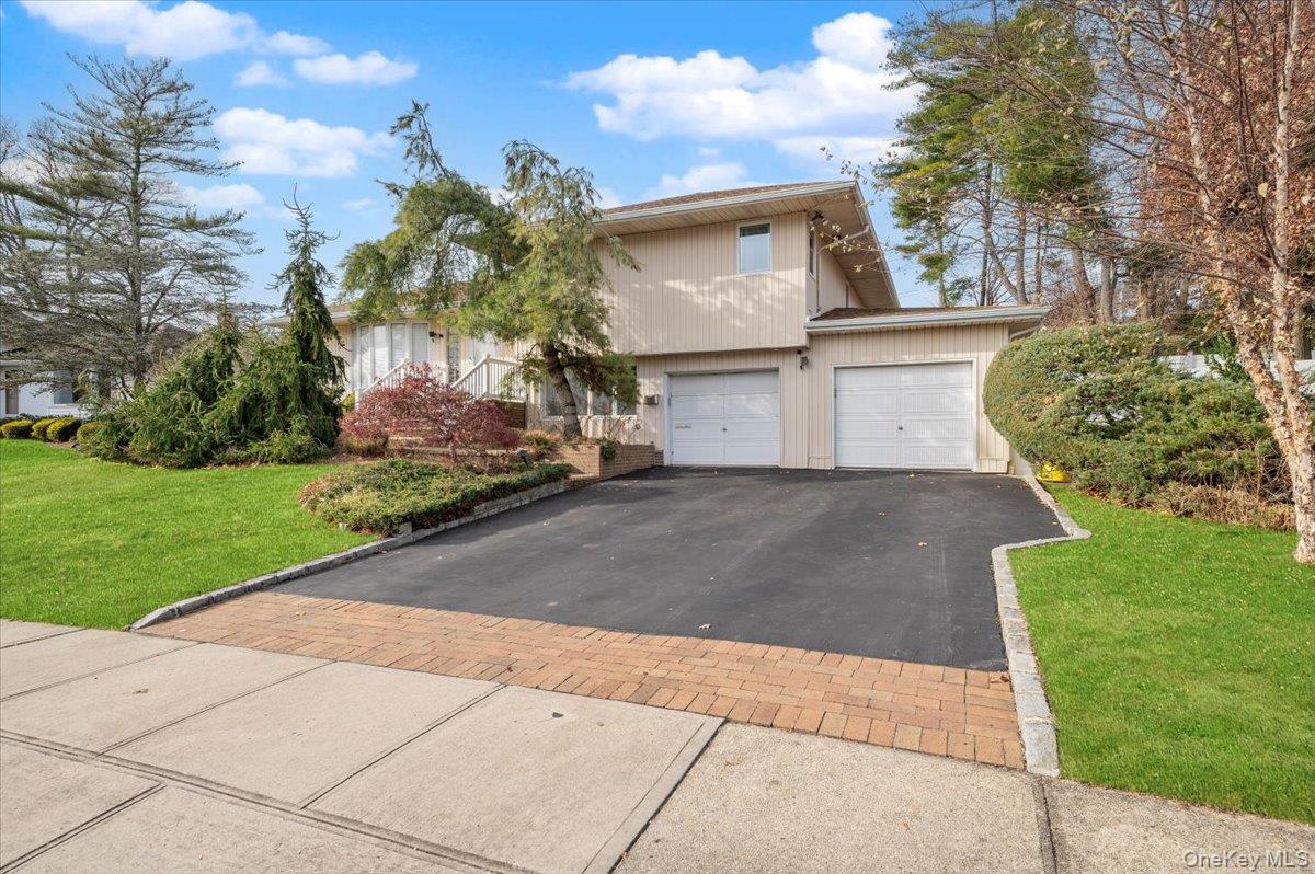 #1 photo, 59 Hazelwood Drive, מחוז נסאו Jericho , NY 11753