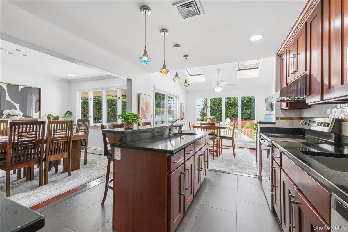 #12 photo, 59 Hazelwood Drive, מחוז נסאו Jericho , NY 11753