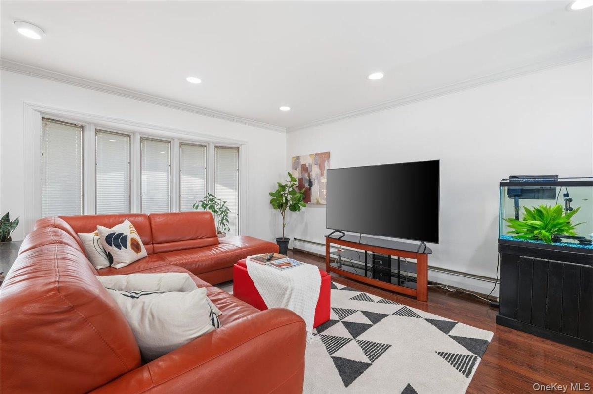 #4 photo, 59 Hazelwood Drive, מחוז נסאו Jericho , NY 11753