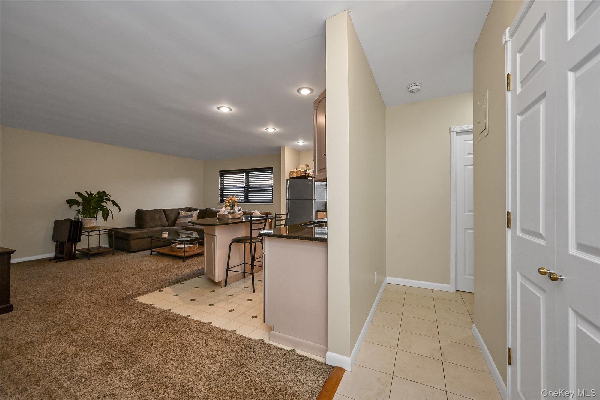 #3 photo, 25 Elizabeth Street, Farmingdale , NY 11735