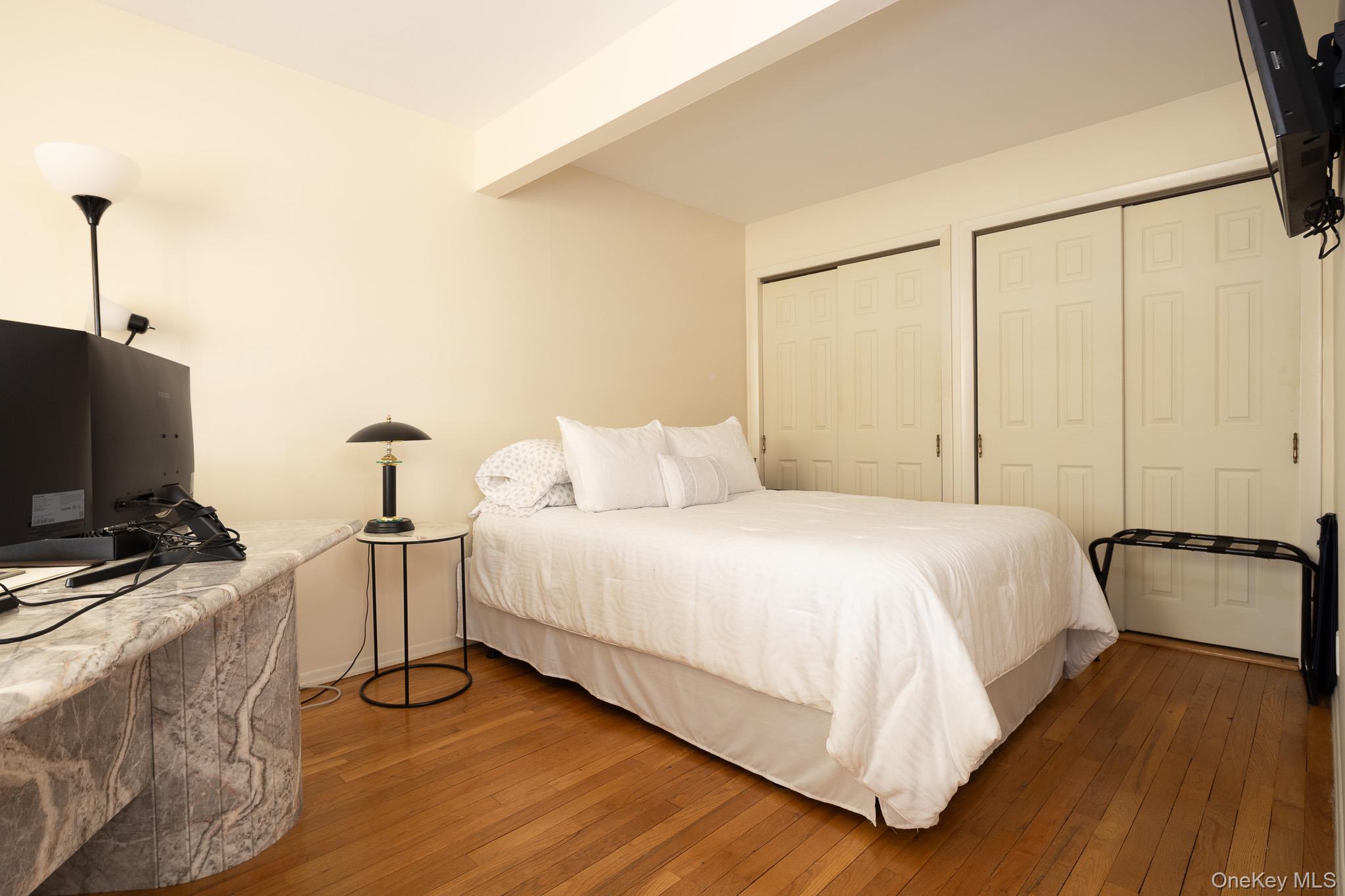 #8 photo, 53 Tulipwood Dr, 롱 아일랜드 Commack , NY 11725