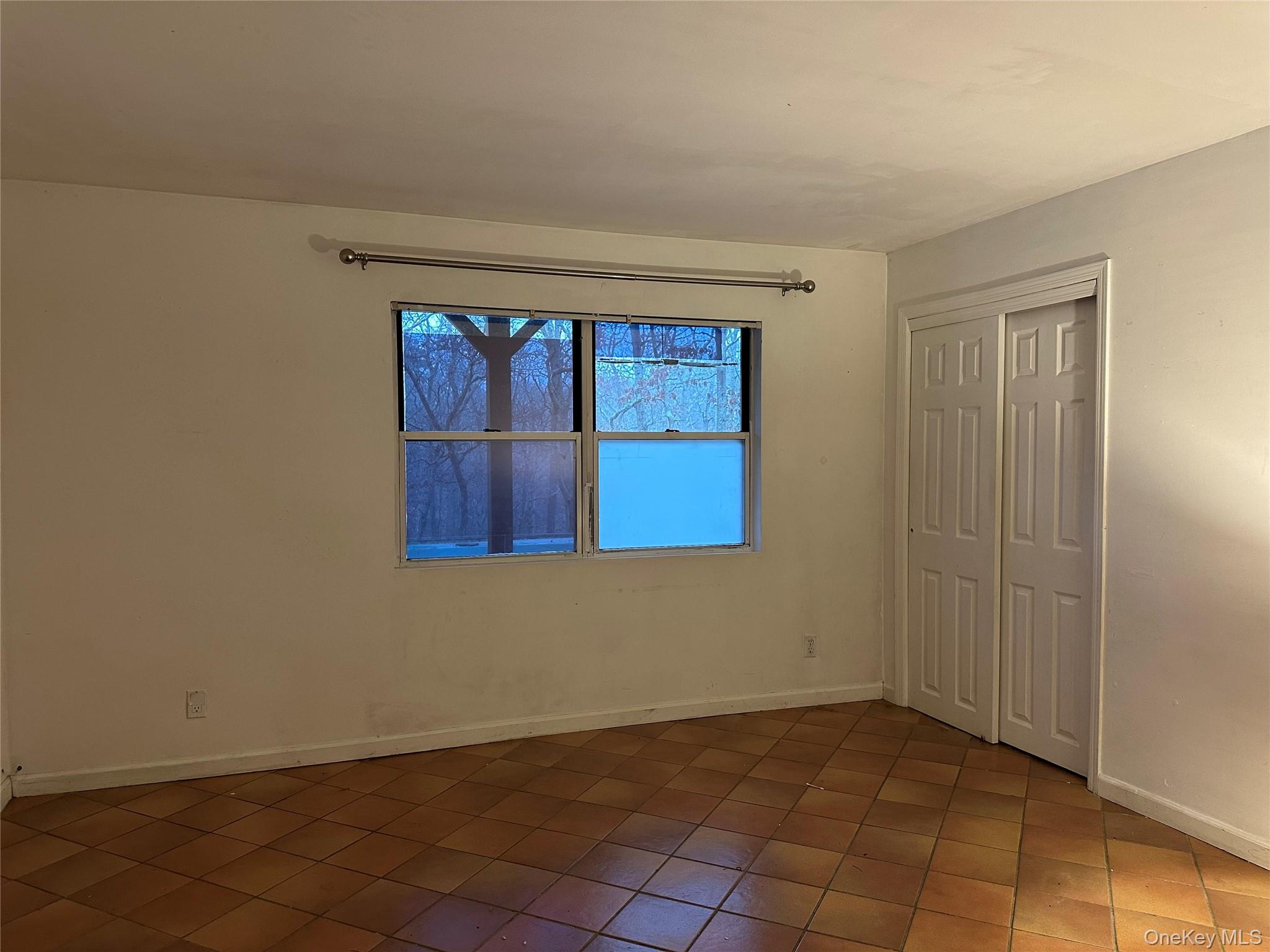 #18 photo, 9 Woodview Way, Hampton Bays , NY 11946