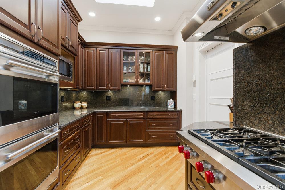 #14 photo, 5 Cedar Lane, Glen Cove , NY 11542