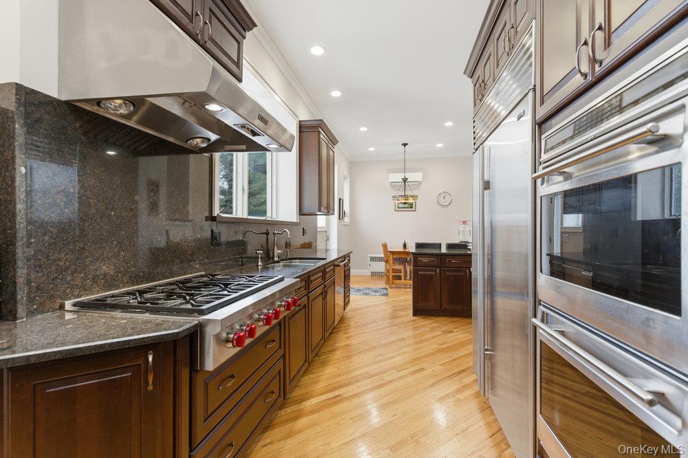 #15 photo, 5 Cedar Lane, Glen Cove , NY 11542