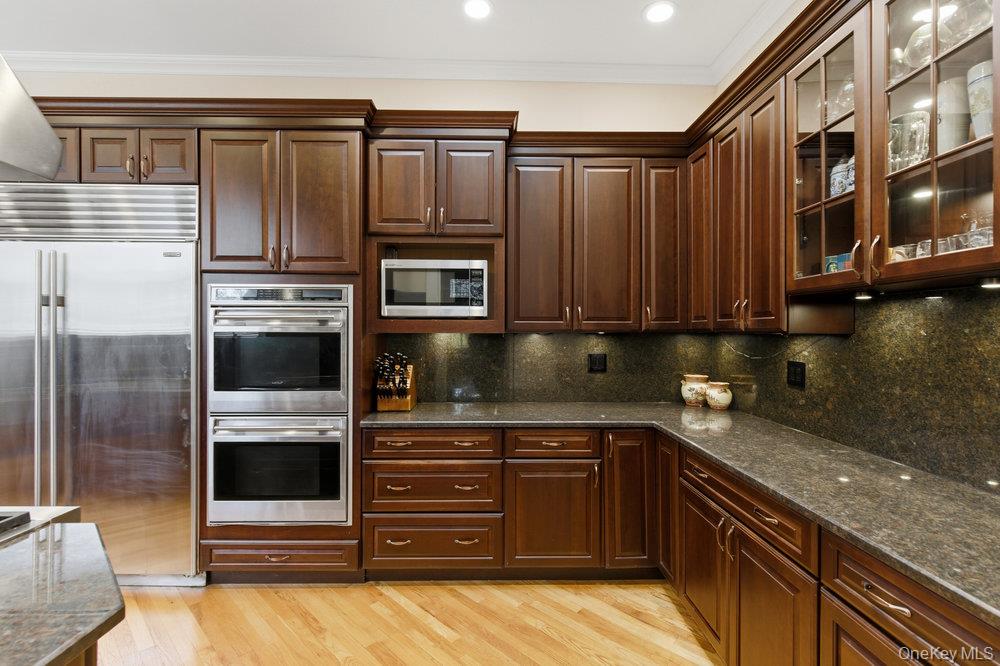 #16 photo, 5 Cedar Lane, Glen Cove , NY 11542