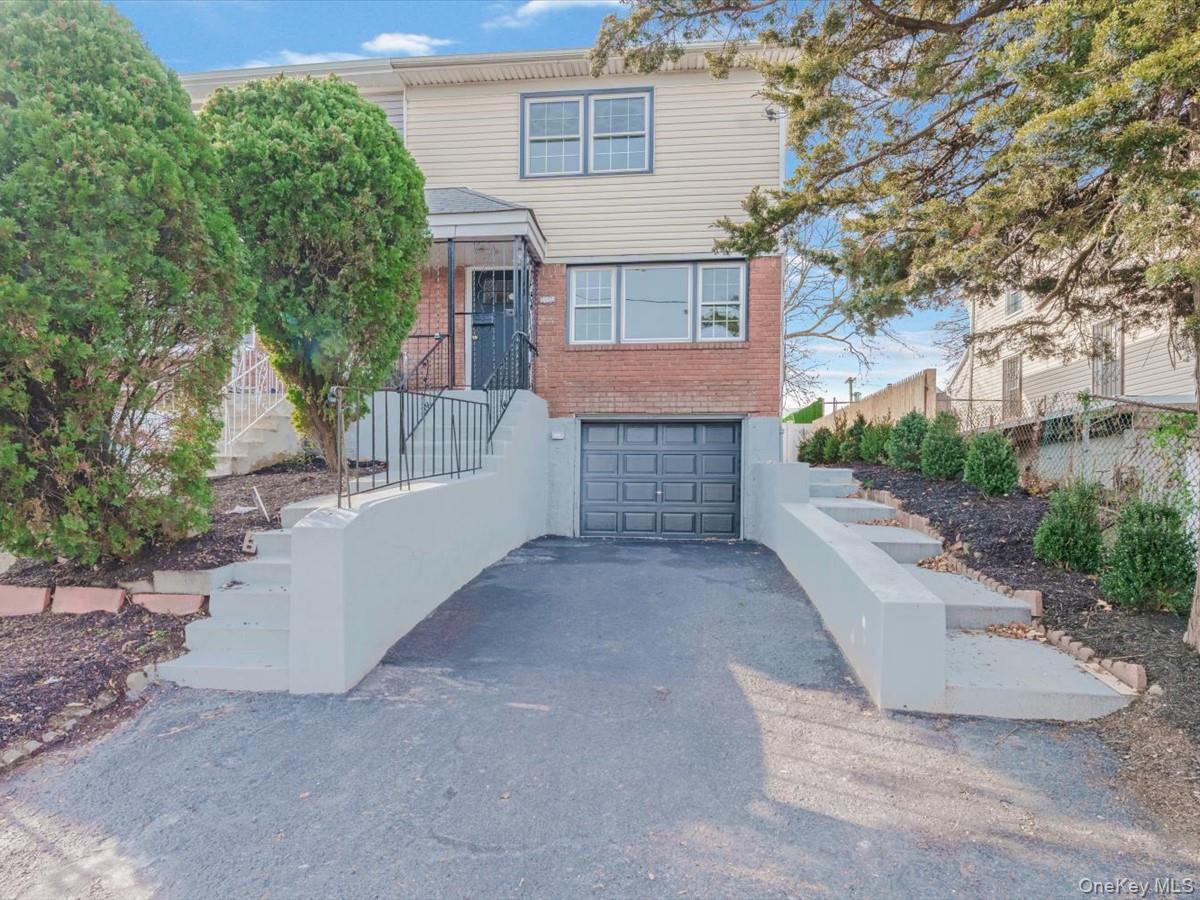 #1 photo, 10514 Van Wyck Expressway, Richmond Hill S. , NY 11419