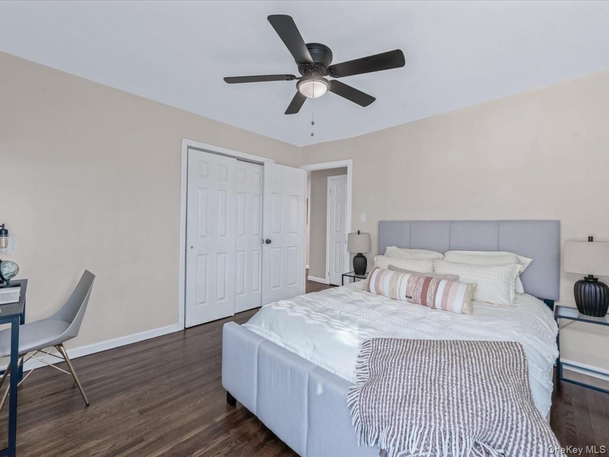 #17 photo, 10514 Van Wyck Expressway, Richmond Hill S. , NY 11419