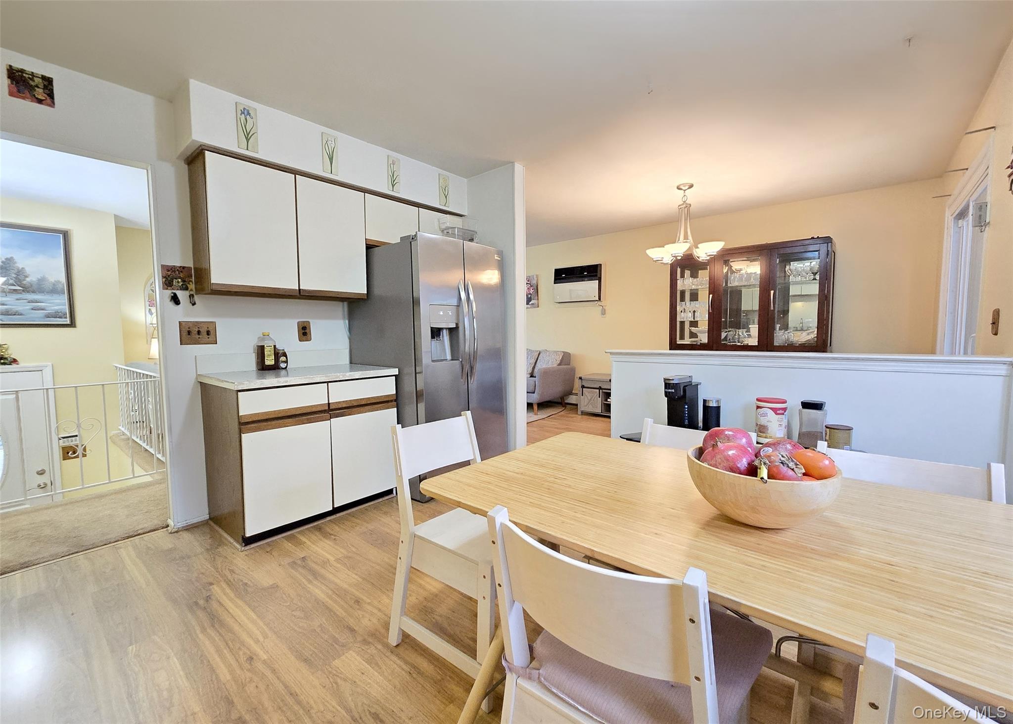 #6 photo, 207 N Evergreen Drive, Selden , NY 11784