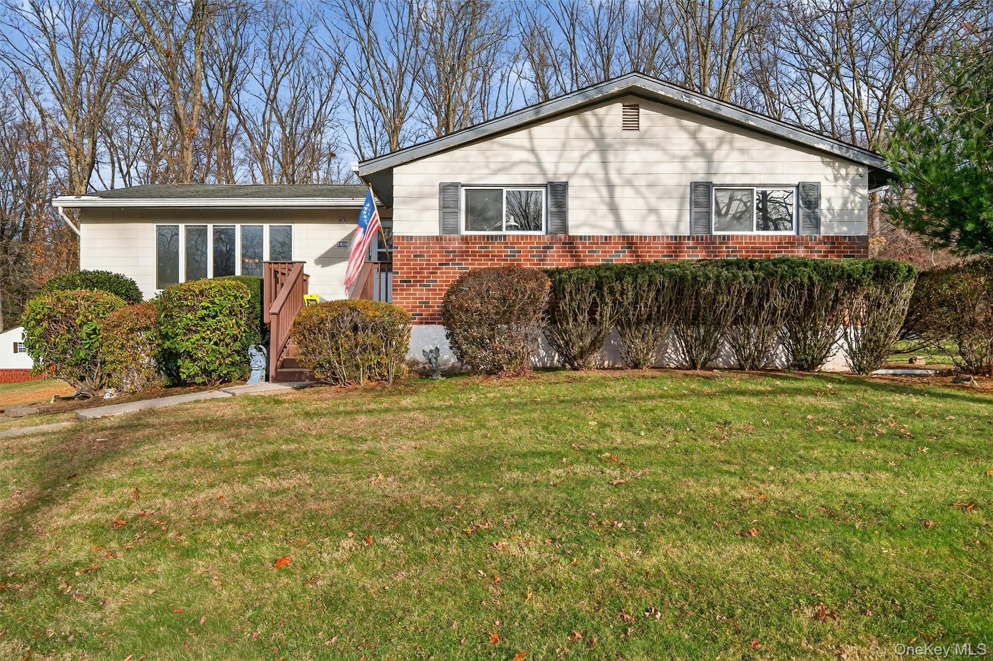 #1 photo, 10 Fleetwood Avenue, Chestnut Ridge , NY 10977