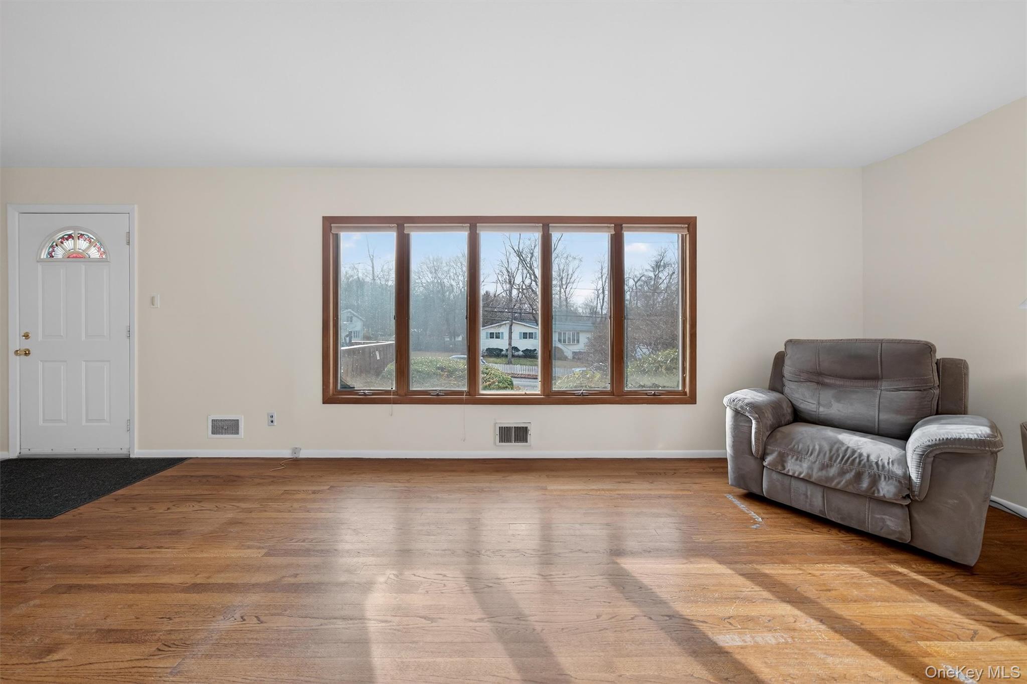 #5 photo, 10 Fleetwood Avenue, Chestnut Ridge , NY 10977