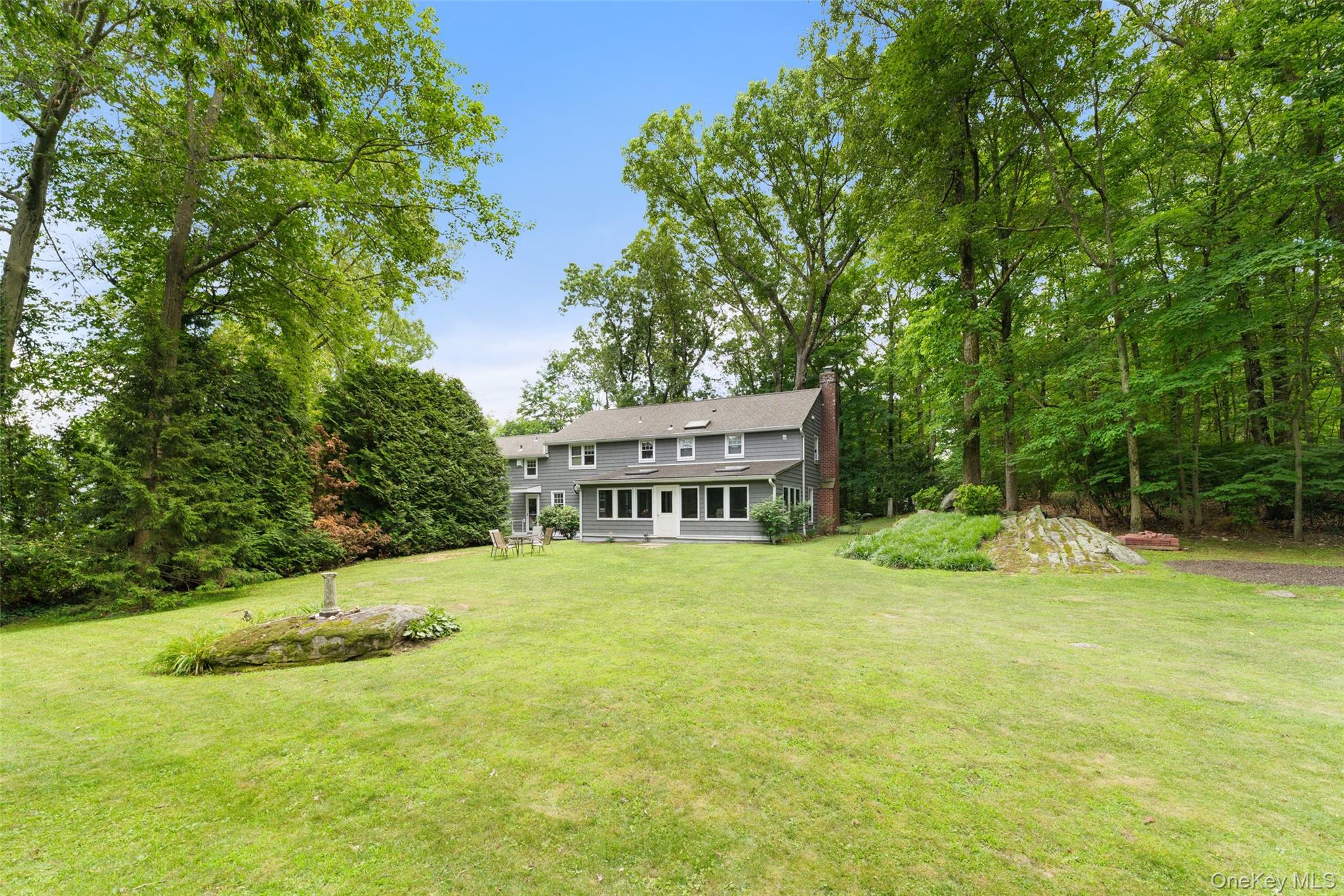 #2 photo, 285 Old Colony Road, Hartsdale , NY 10530