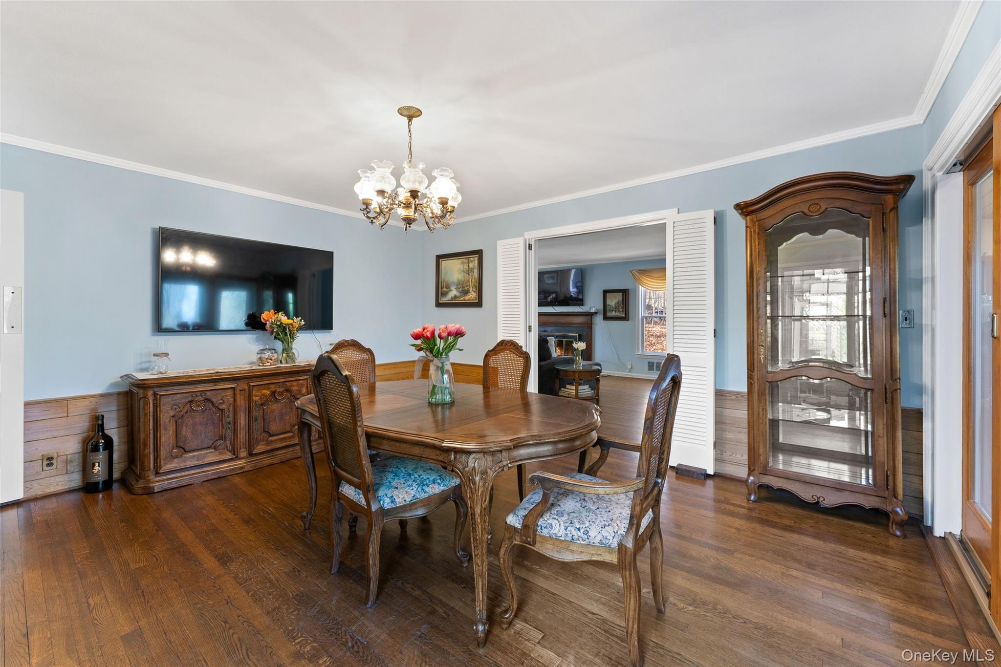 #7 photo, 285 Old Colony Road, Hartsdale , NY 10530