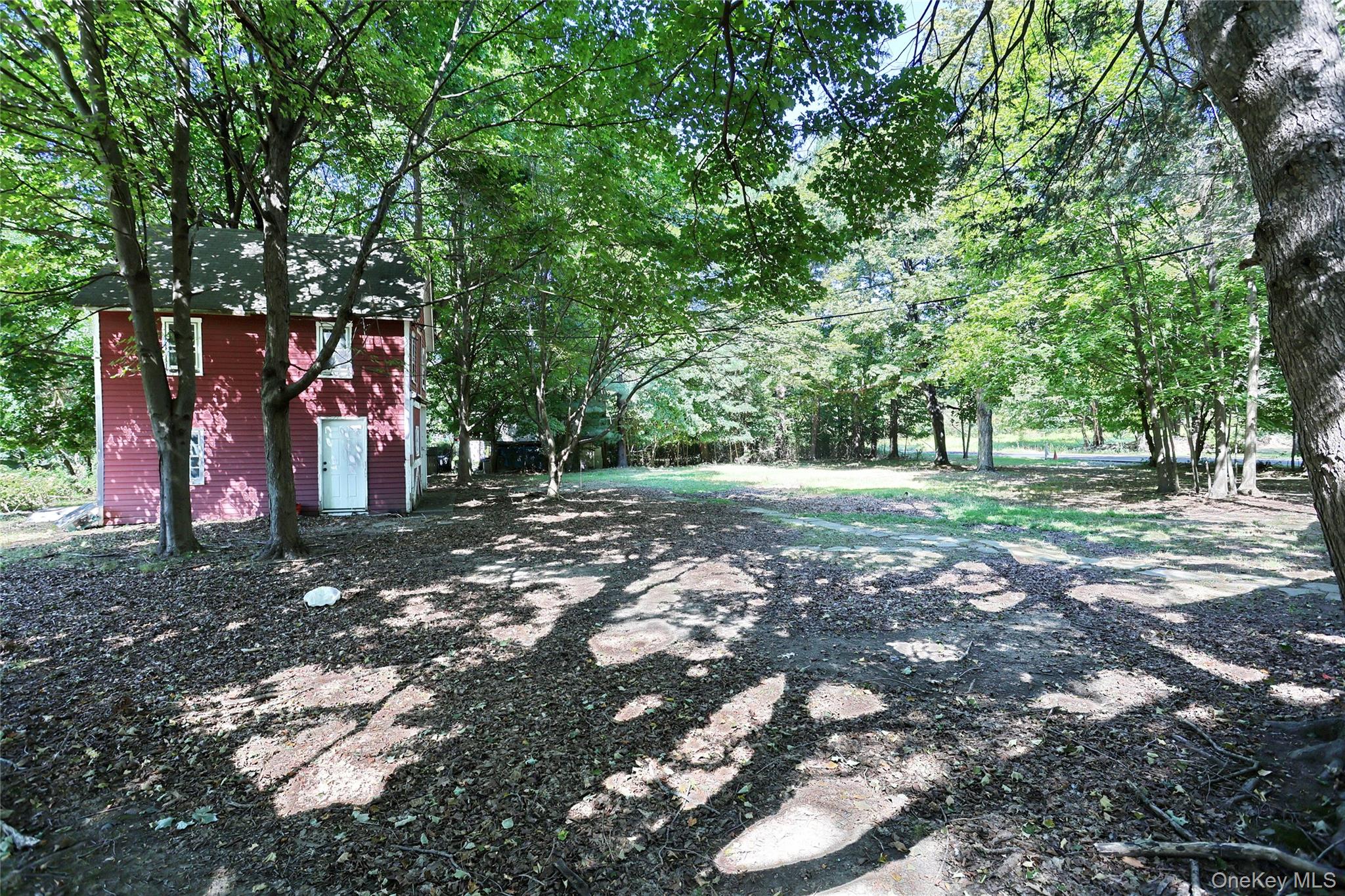 #20 photo, 4 Bellows, Chestnut Ridge , NY 10952