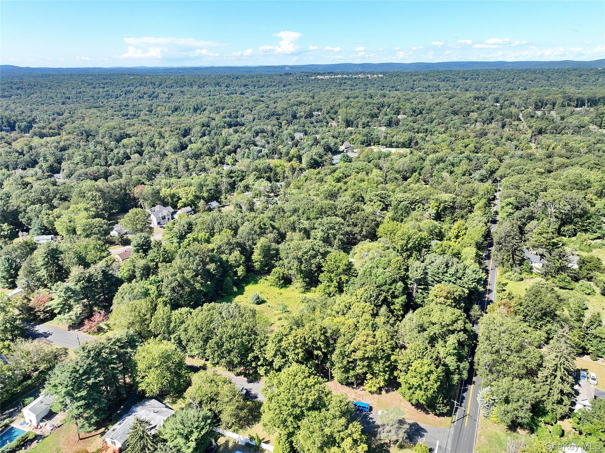 #6 photo, 4 Bellows, Chestnut Ridge , NY 10952