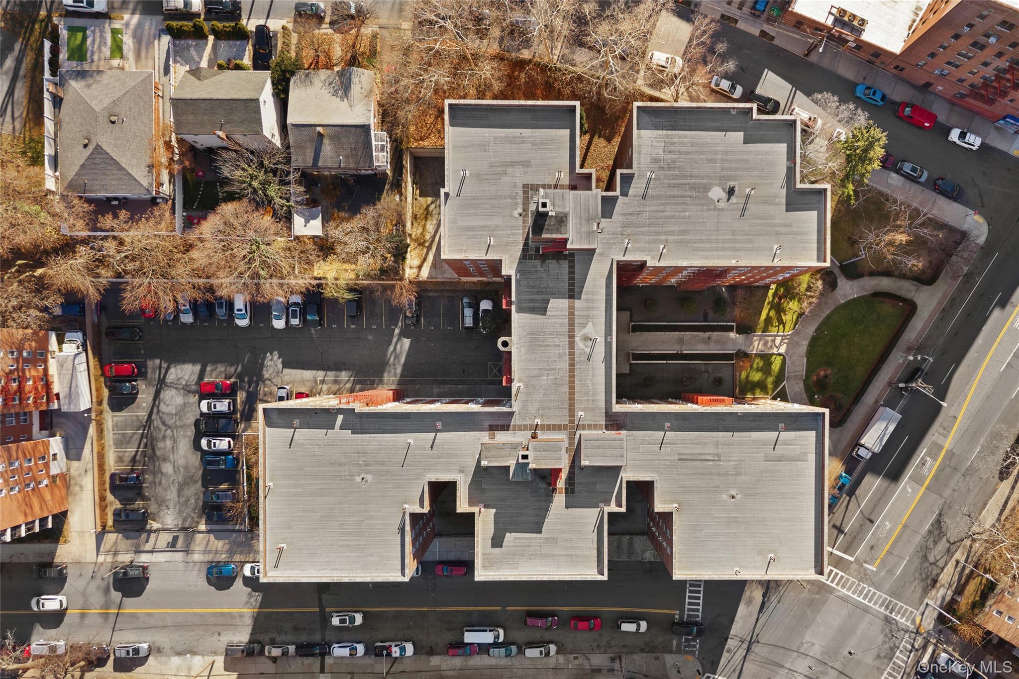 #18 photo, 480 Riverdale, Yonkers , NY 10705