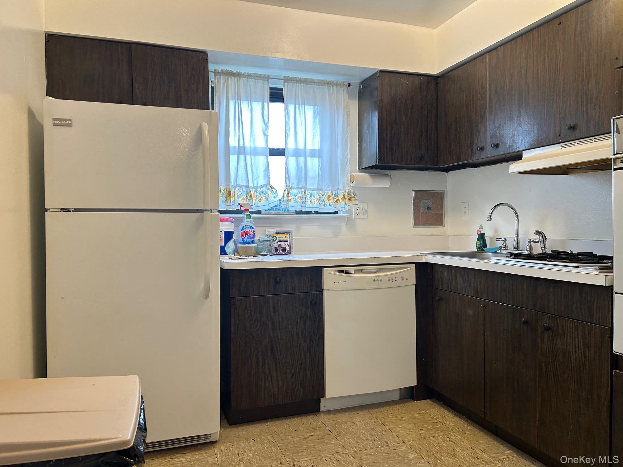 #11 photo, 122 Sneden Place, Spring Valley , NY 10977