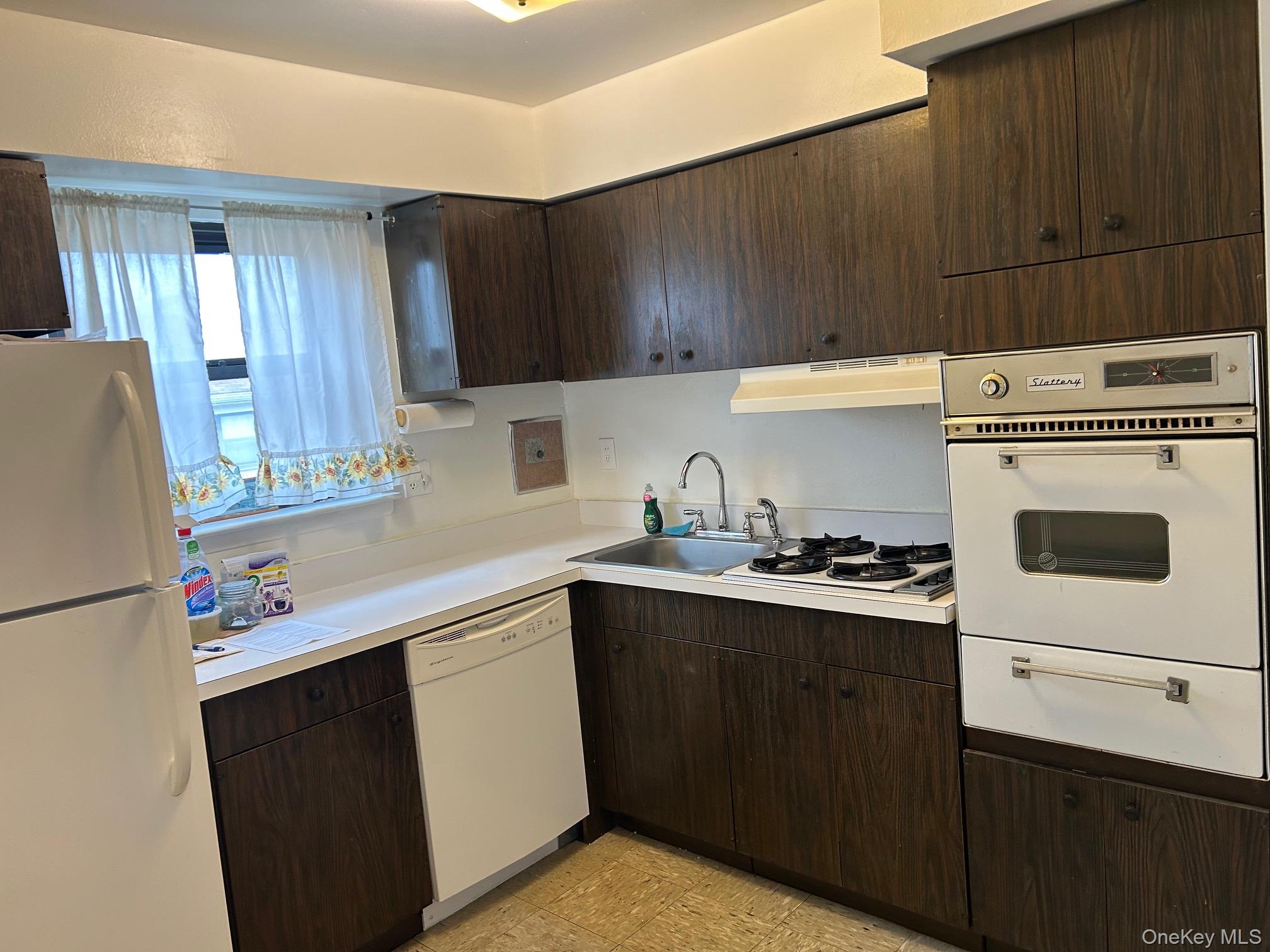 #12 photo, 122 Sneden Place, Spring Valley , NY 10977