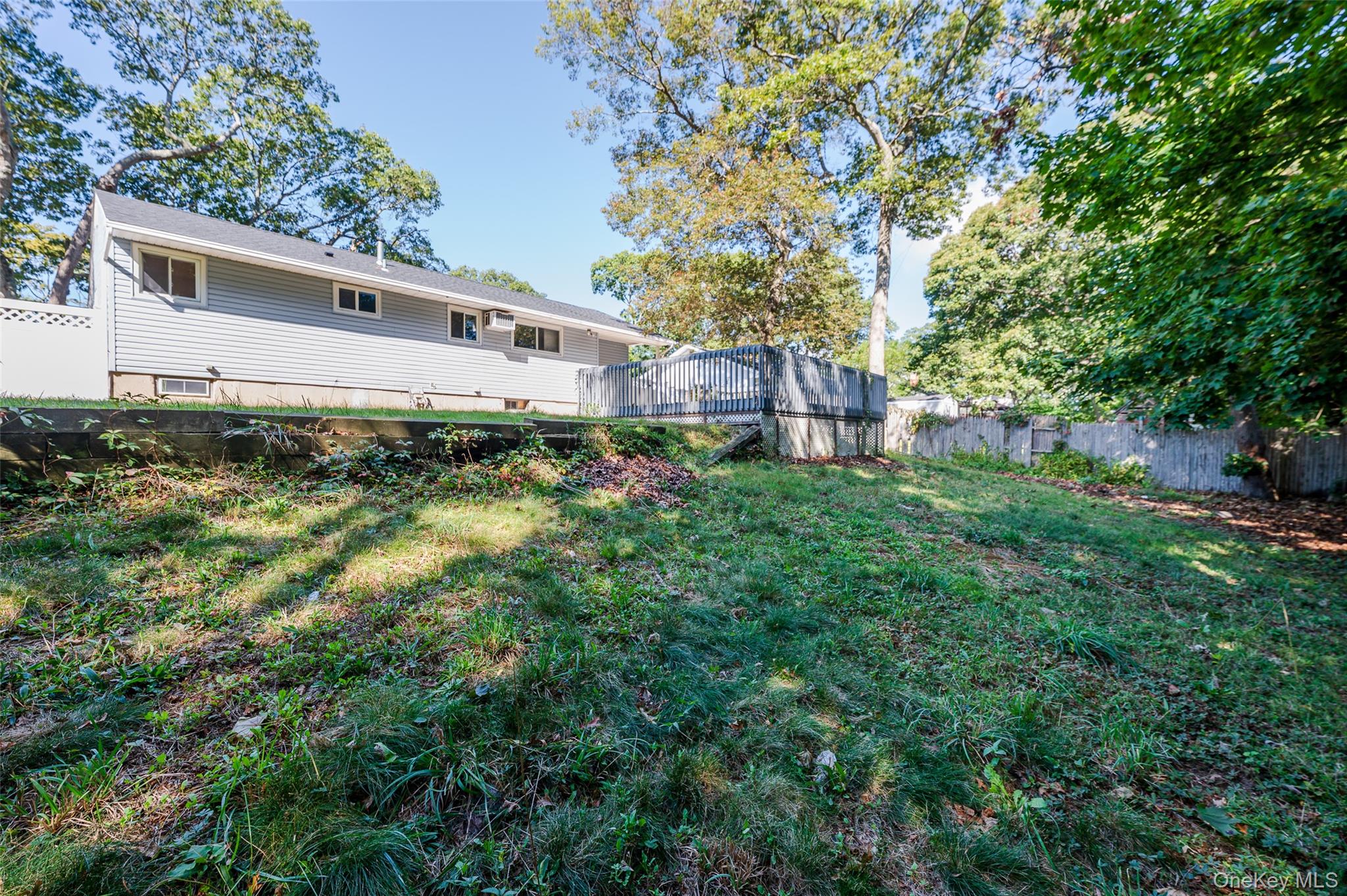 #18 photo, 1139 Waverly Avenue, Farmingville , NY 11738