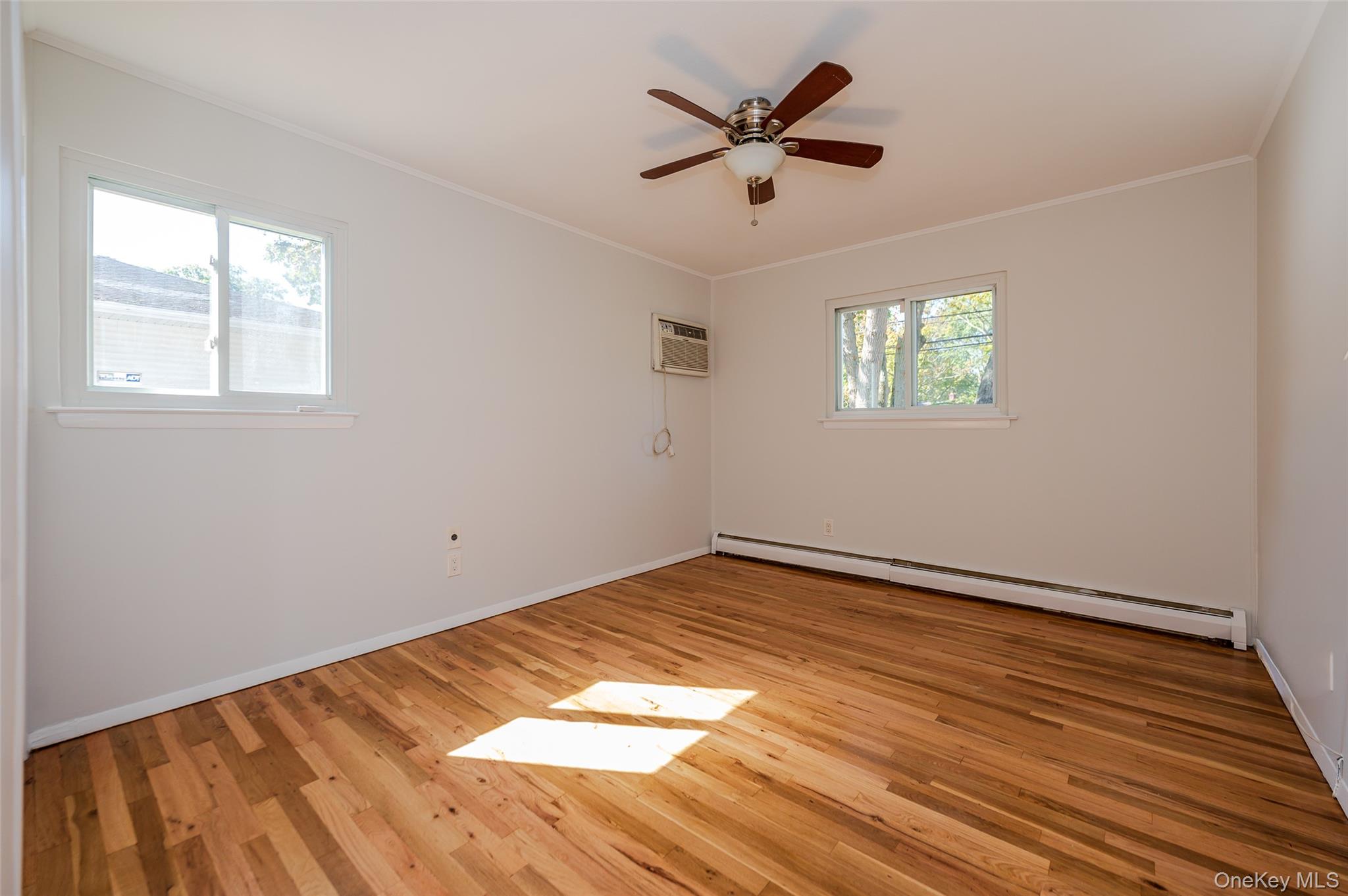 #8 photo, 1139 Waverly Avenue, Farmingville , NY 11738