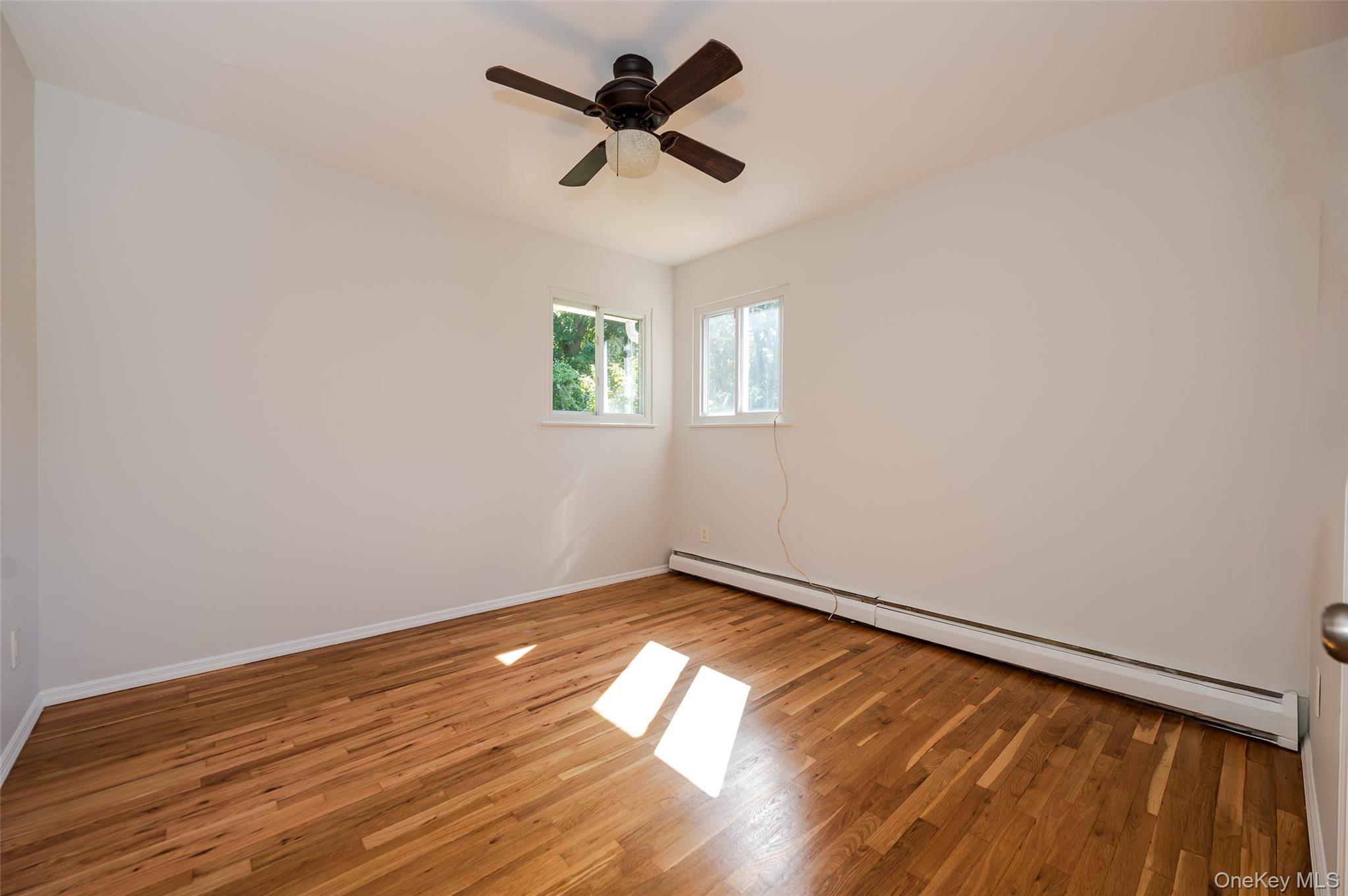 #9 photo, 1139 Waverly Avenue, Farmingville , NY 11738